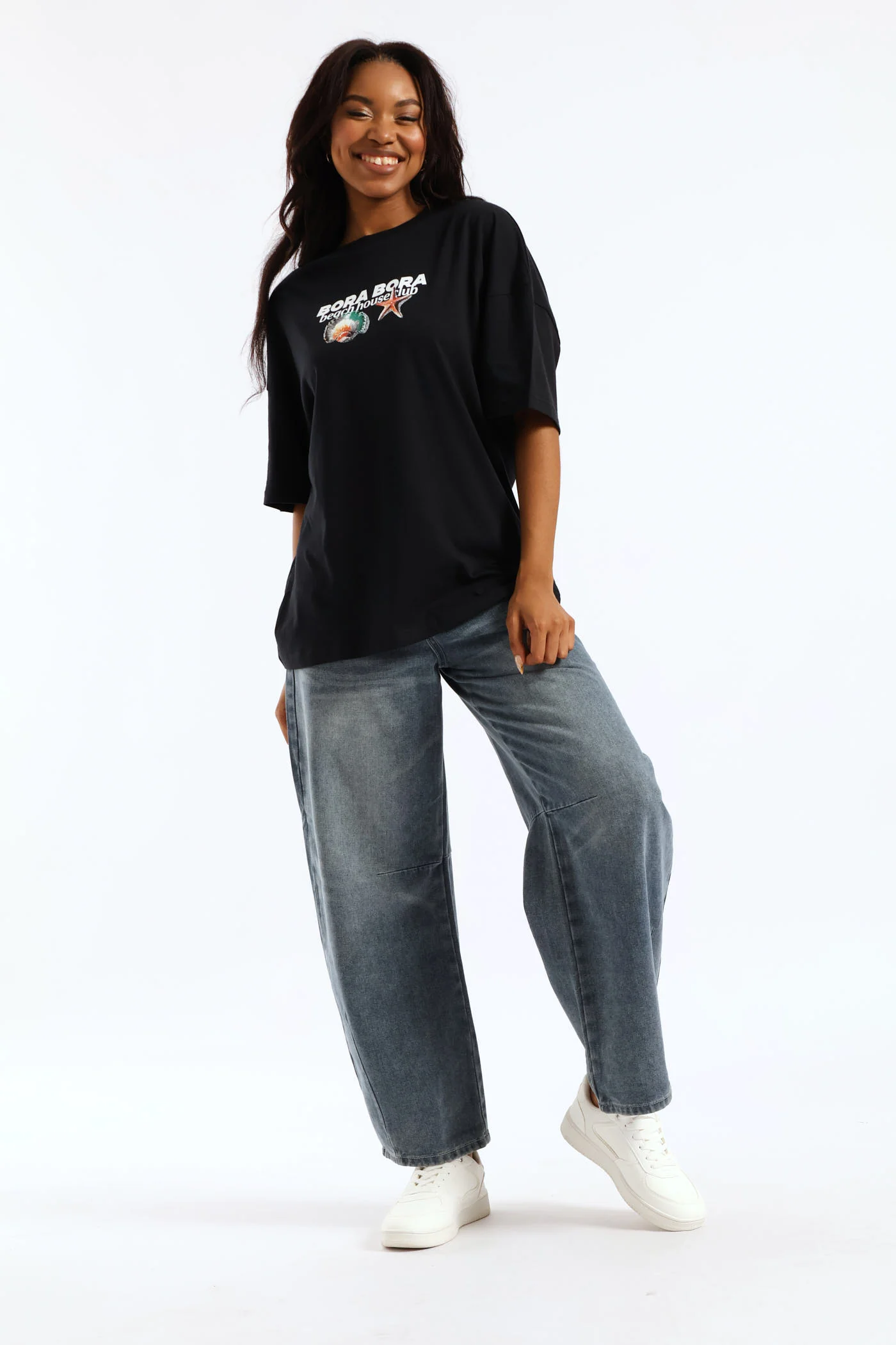 Oversized Seashell Printed Tee - Black - Image 3