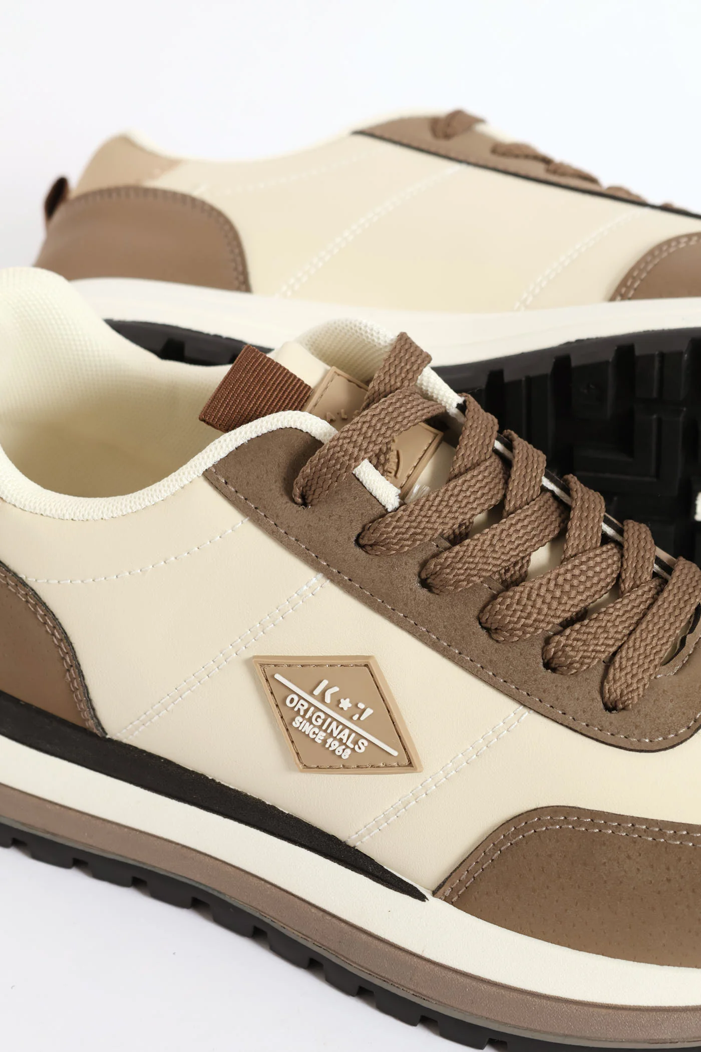 Oxford Retro Trainer - Camel - Image 2