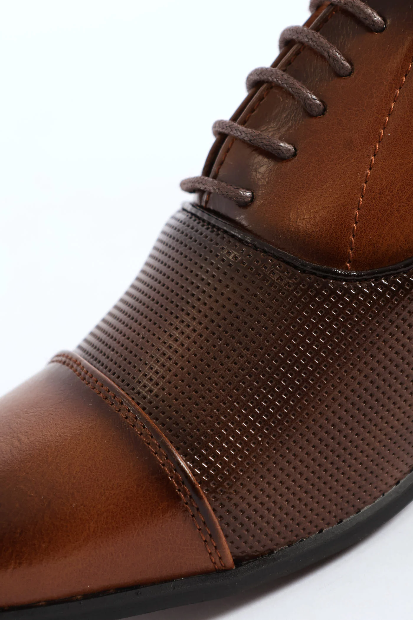 Oxford With Toe Cap - Brown - Image 2