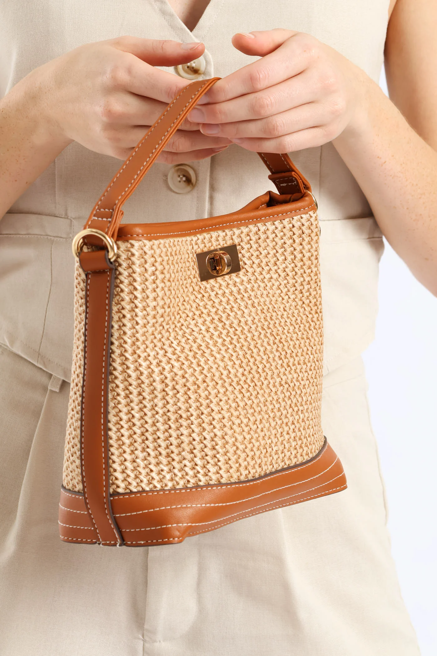 Panel Front Clasp Crossbody Bag - Tan - Image 3