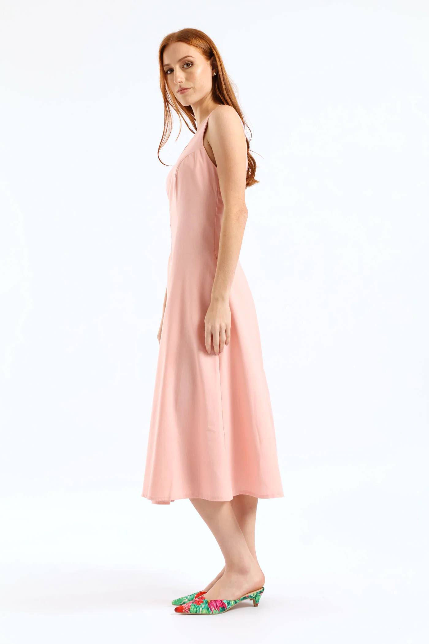 Panelled Fit & Flare Linen Midi Dress - Light Blush - Image 4