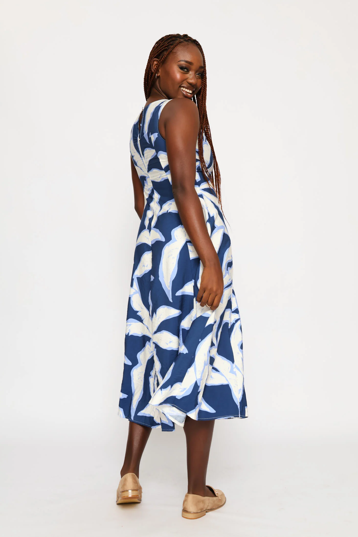 Panelled Fit & Flare Volume Print Midi Dress - Navy/Blue - Image 3