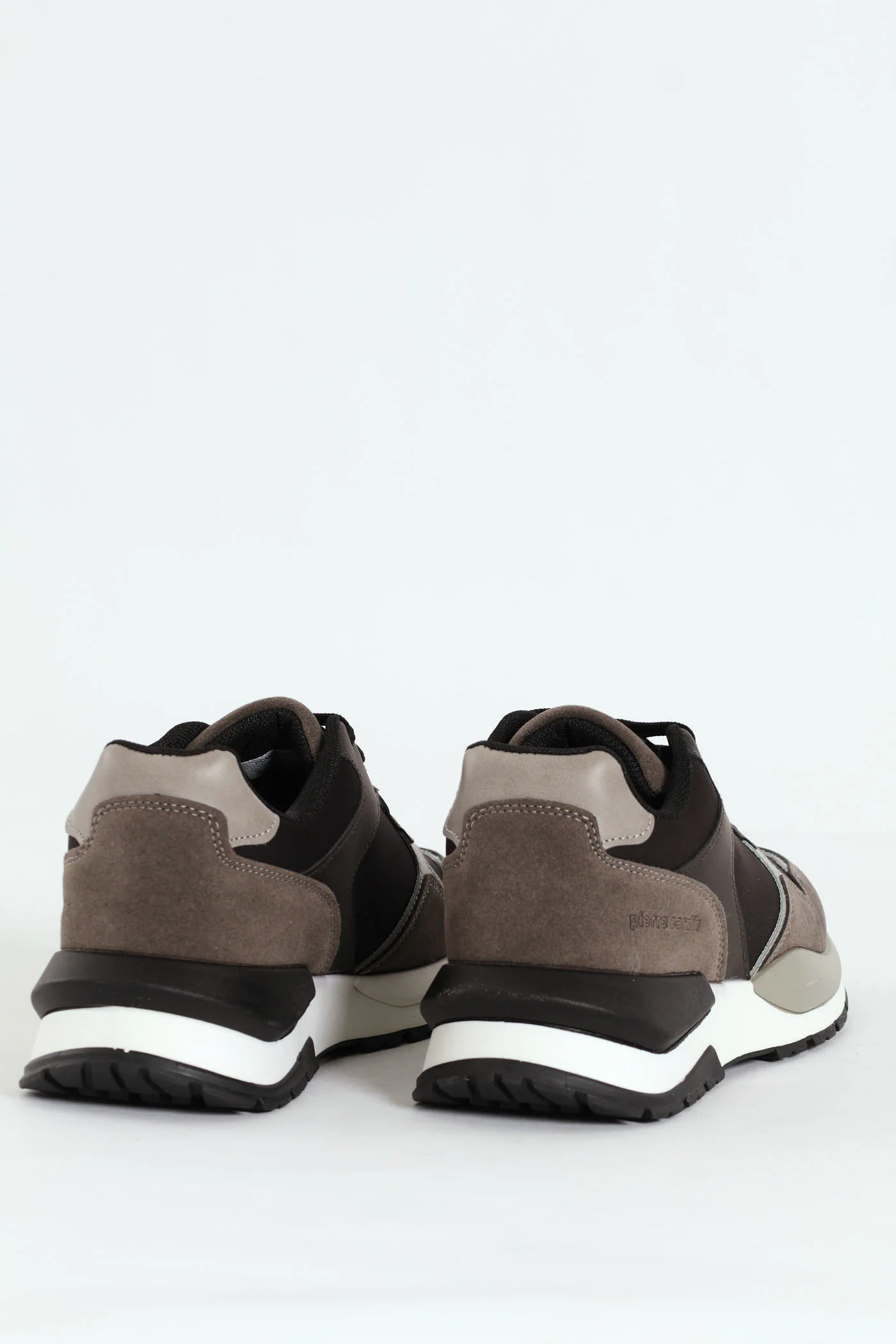 Panelled Retro Look Sneakers - Black - Image 4