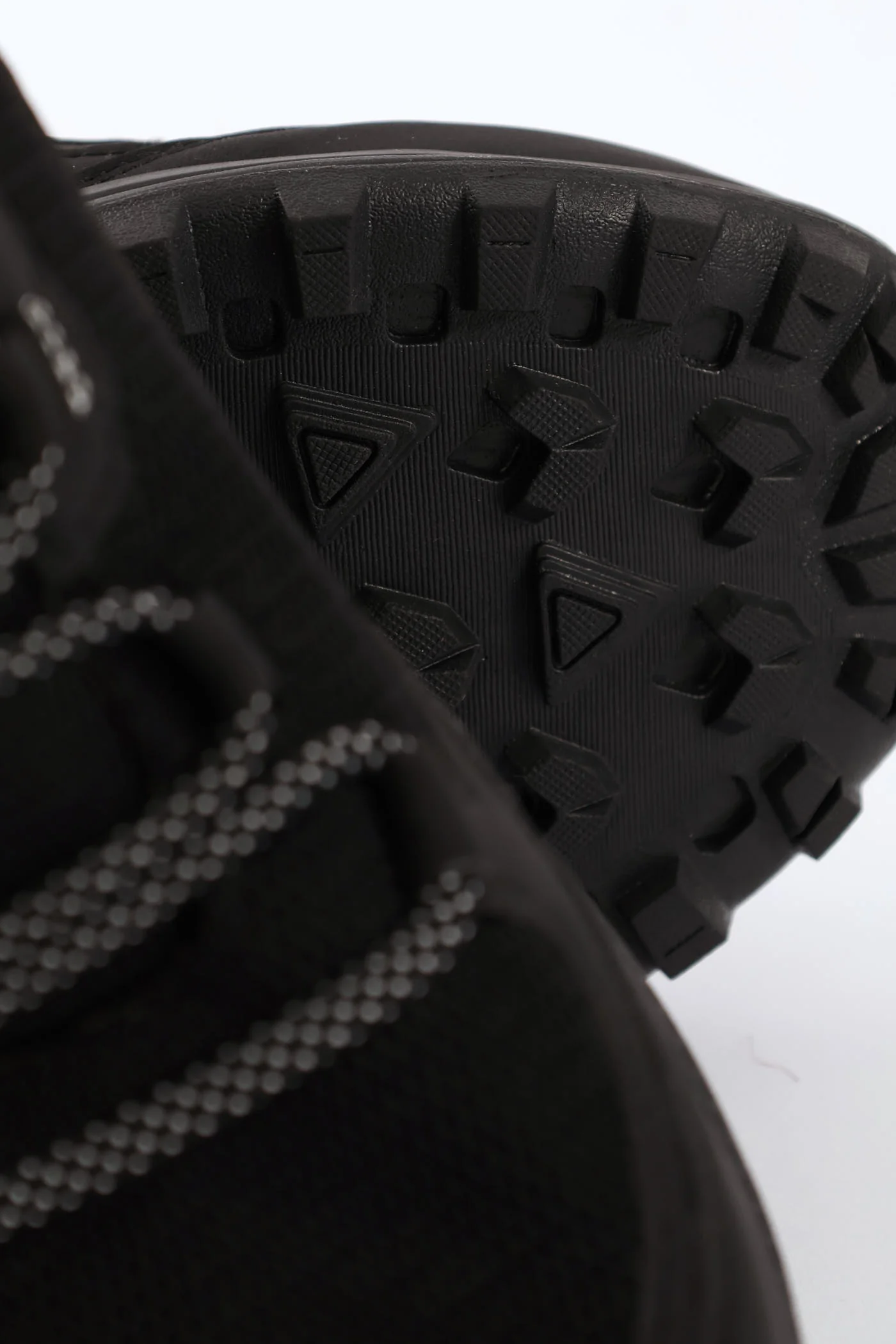 Paragon Mesh Lace Up Trainer - Black - Image 5
