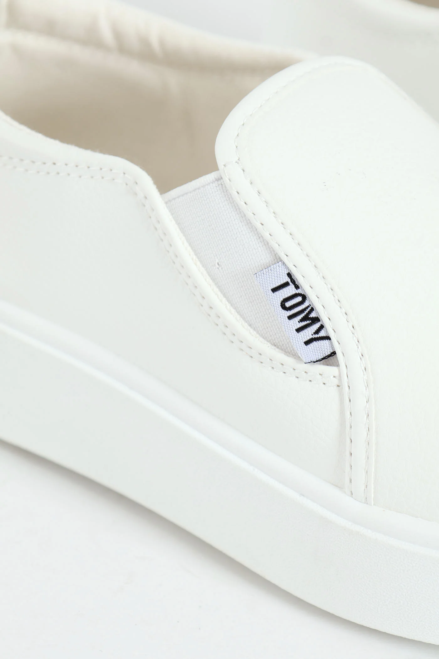 Parker Side Gusset Slip On - White - Image 2
