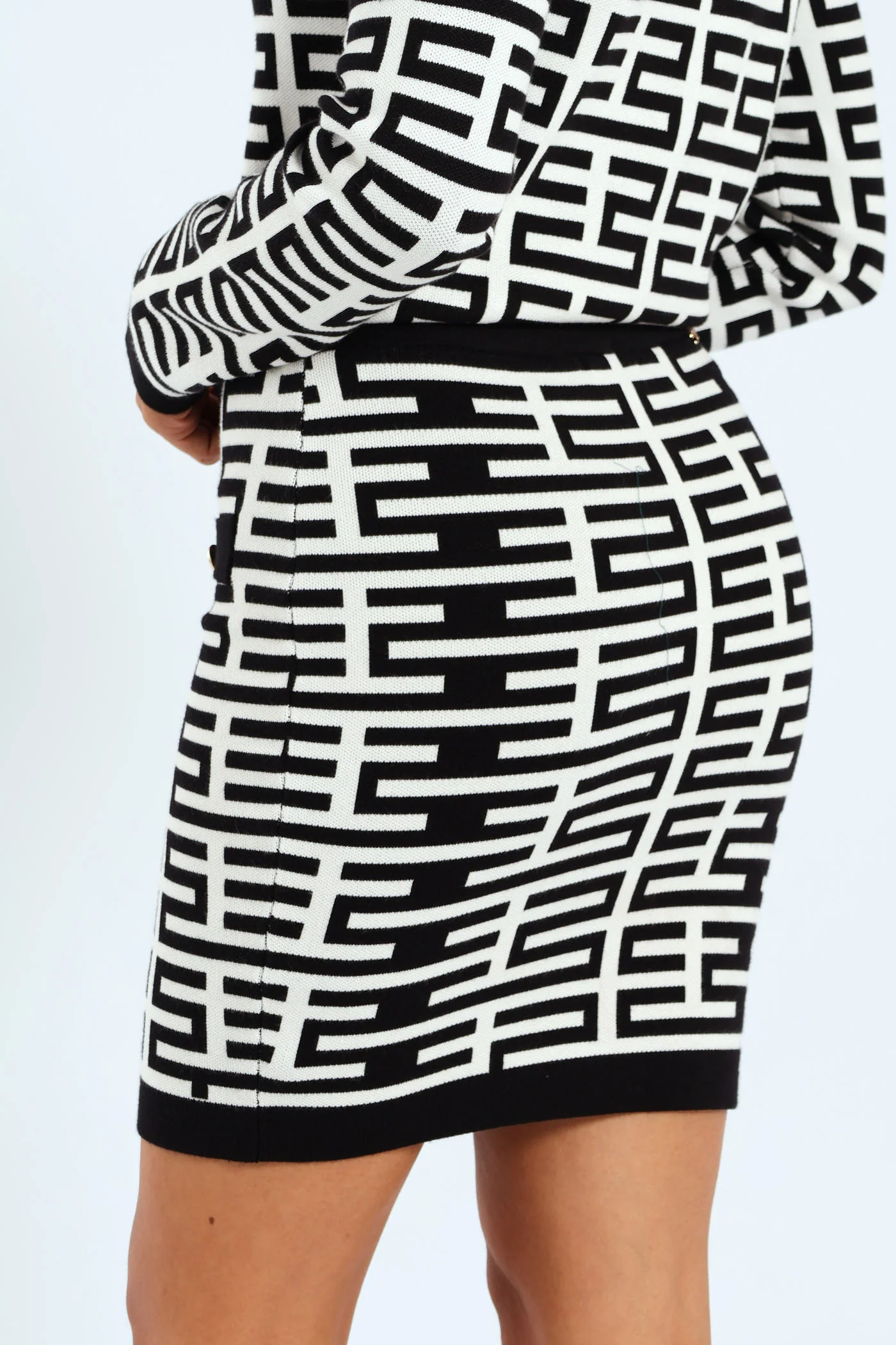 Patterned Knit Skirt - White/Black - Image 3