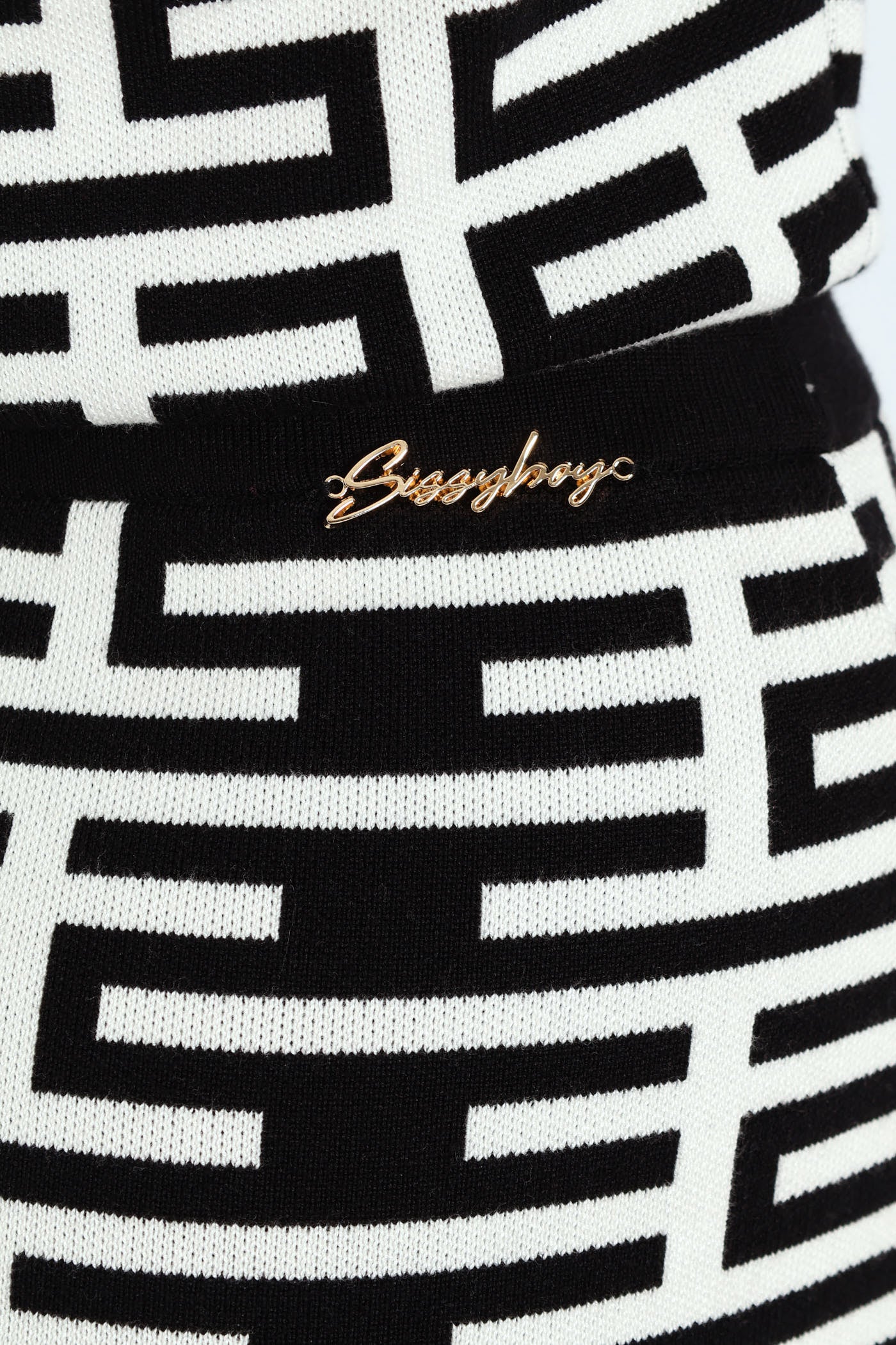 Patterned Knit Skirt - White/Black - Image 6