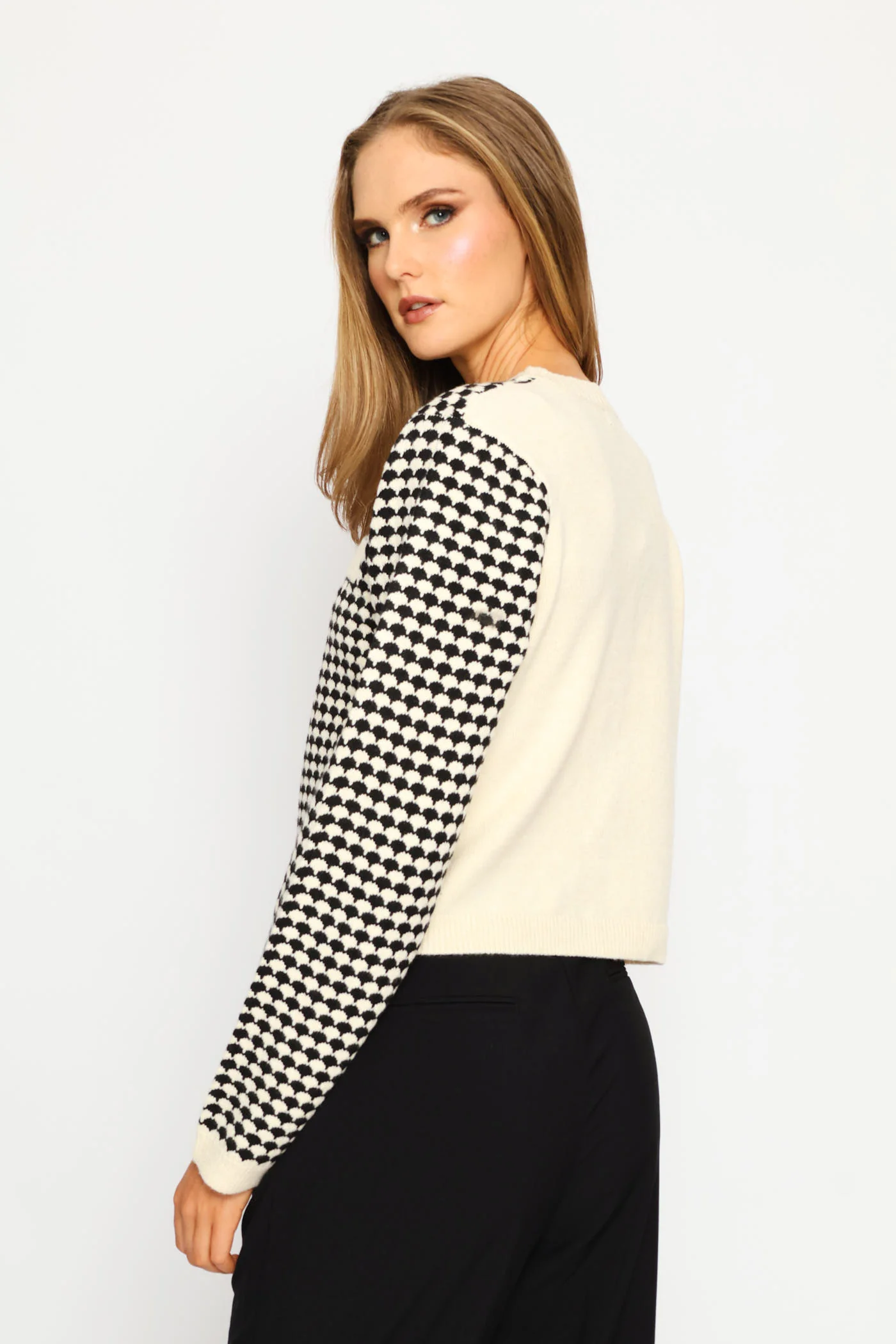Pearl Textured Button Cardigan - Black/Cream - Image 5