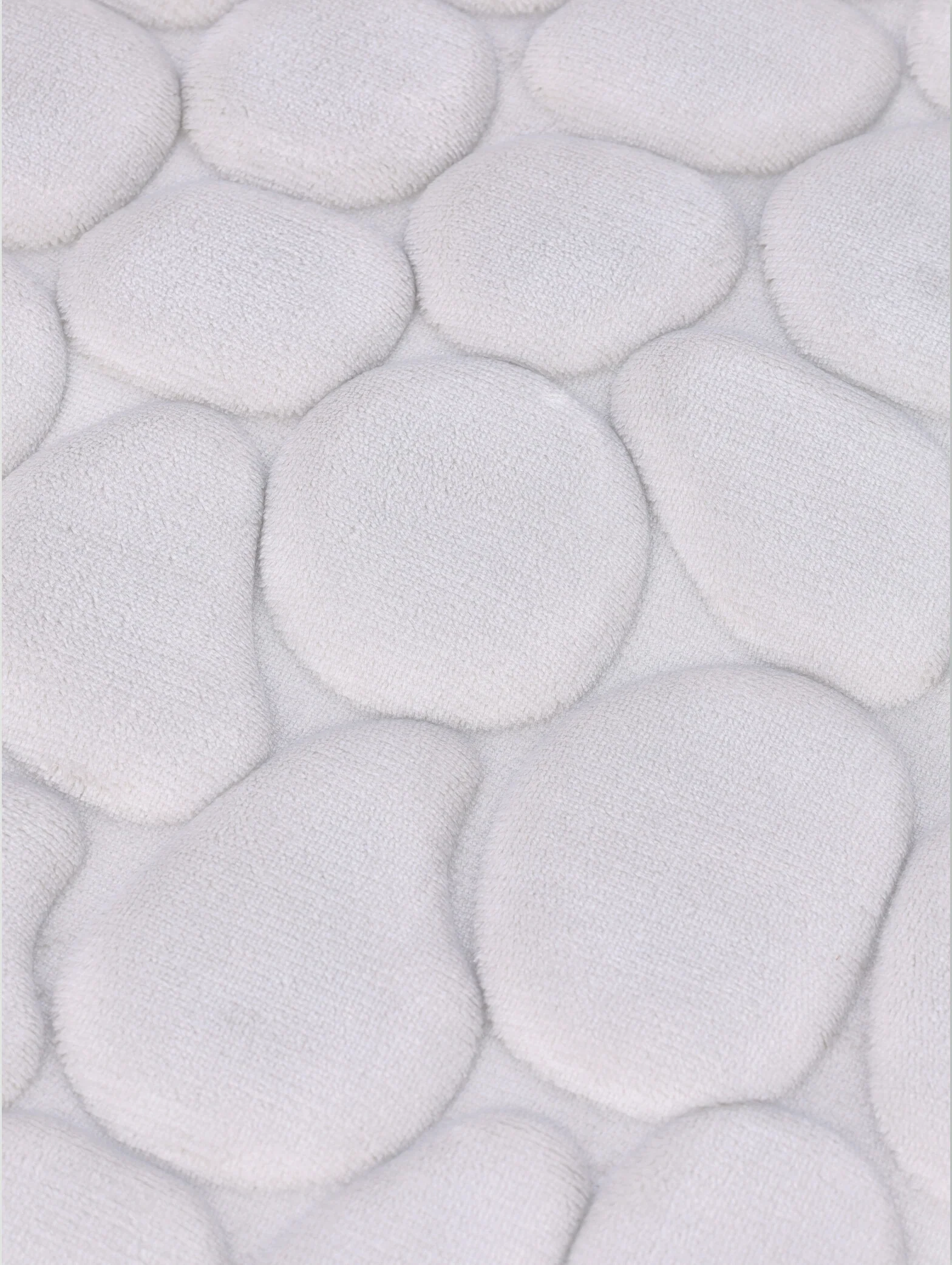 Pebble Memory Foam Bath Mat - Grey - Image 3
