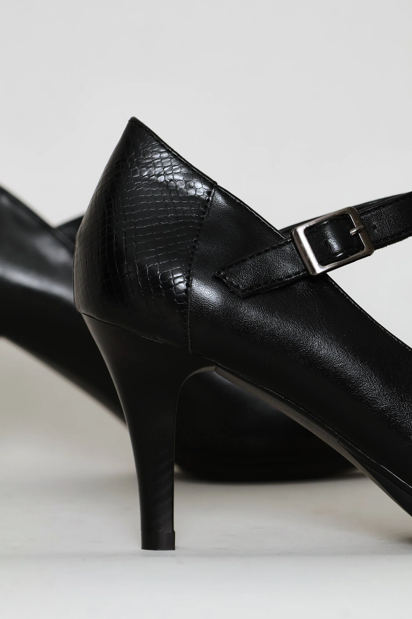 Phoenix Mary Jane T-Strap Heel - Black - Image 5