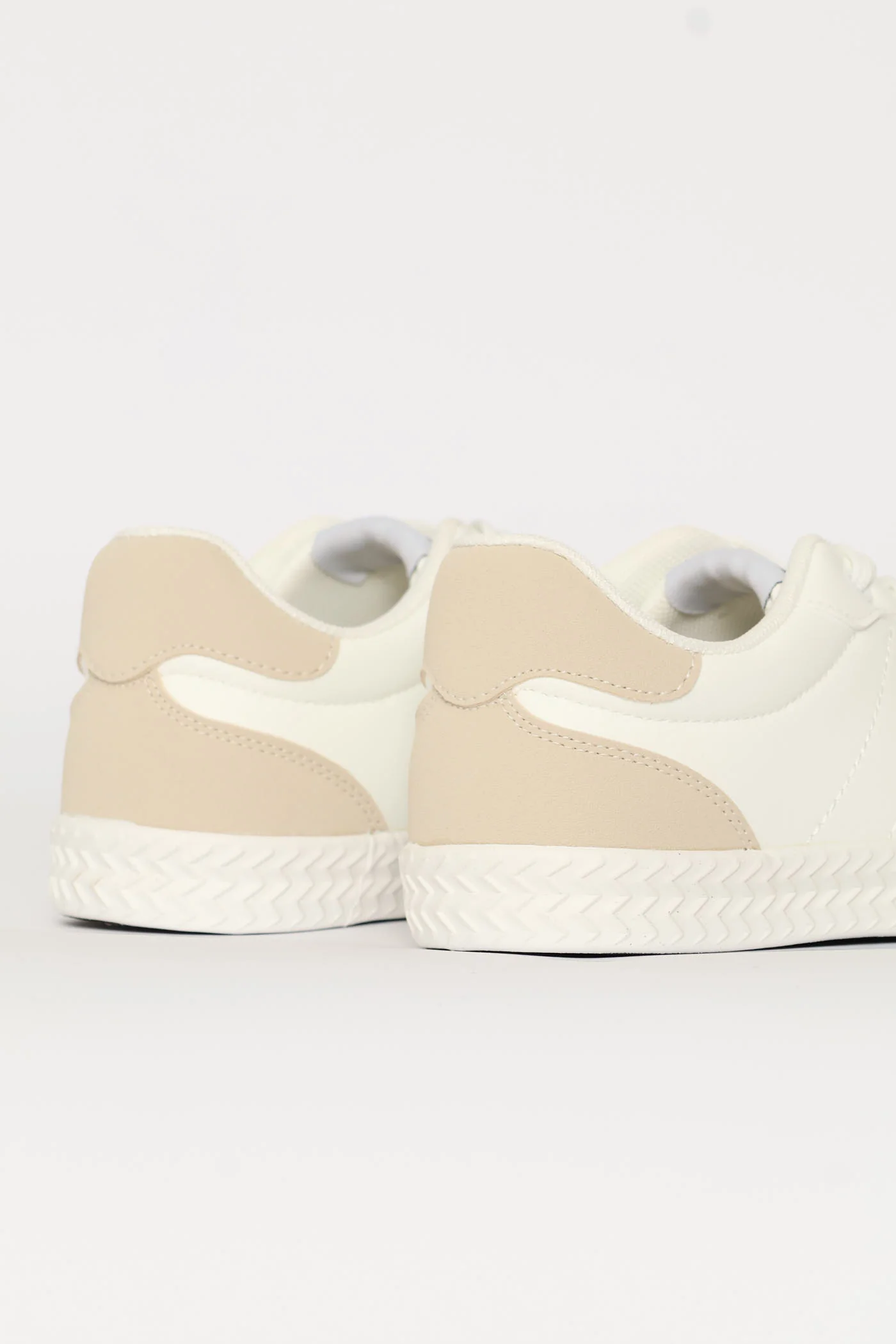 Pihu Lace Up Sneaker - White - Image 6