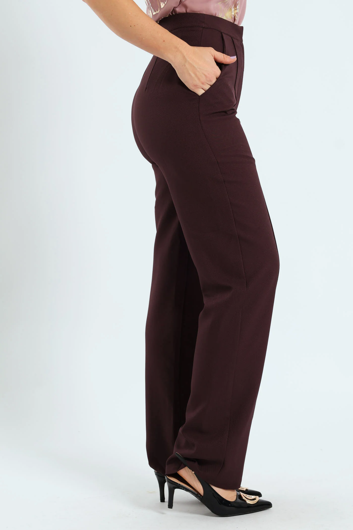 Pin Tuck Twill Straight Leg Pants - Bitter Chocolate - Image 3