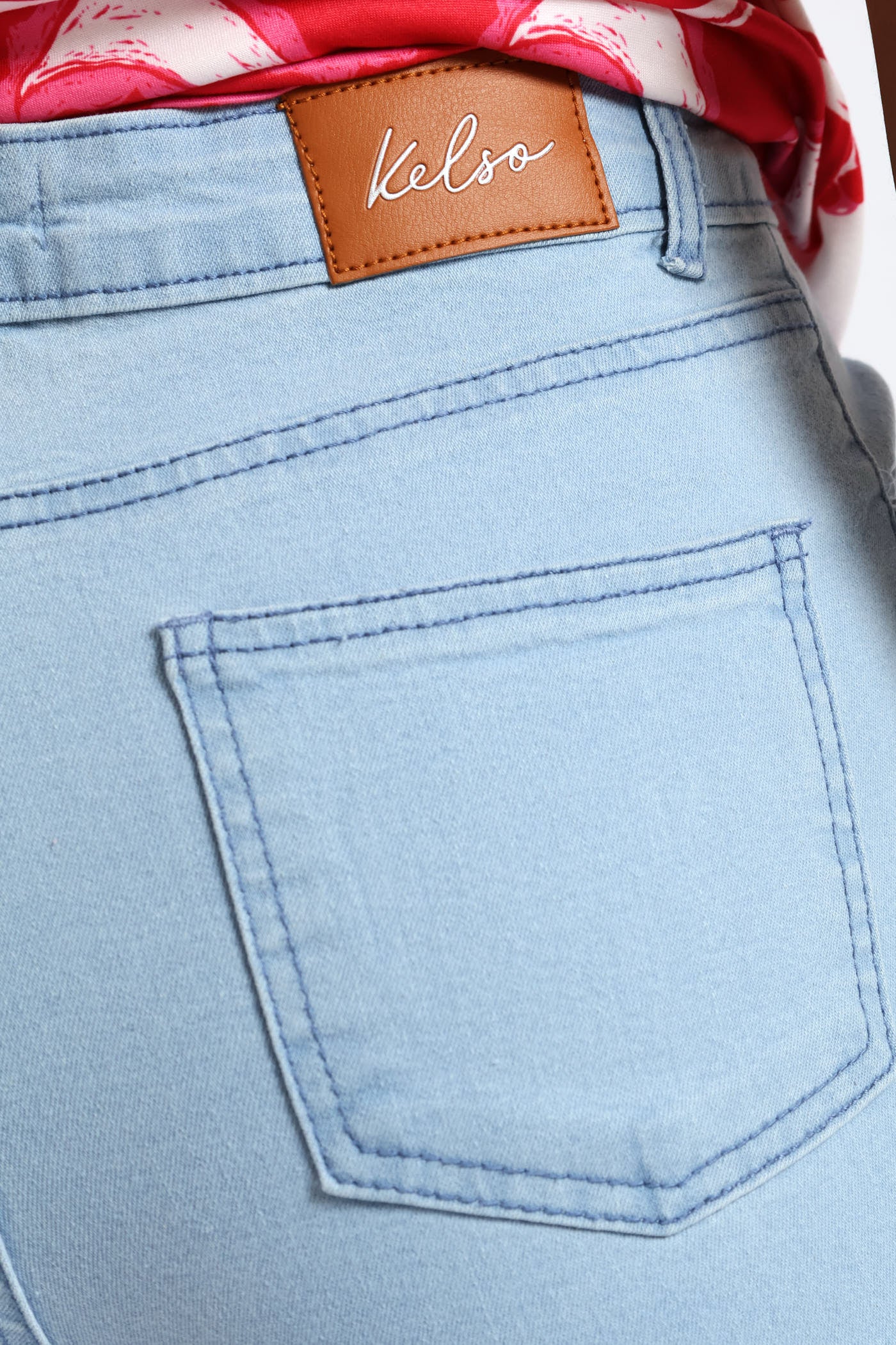 Pinch Seam Denim Capri Shorts - Bleach - Image 5