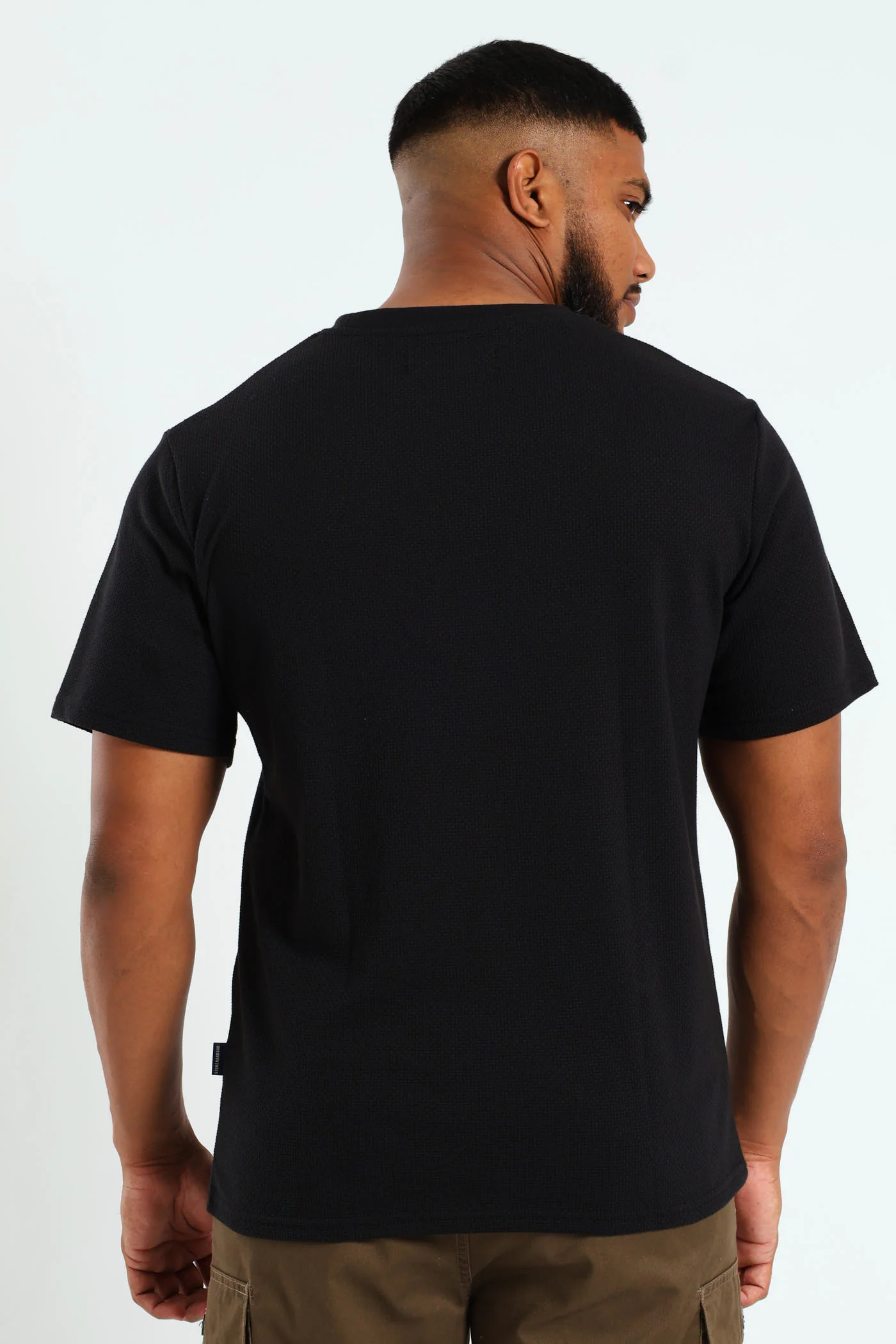 Pineapple Surf Int Crew Tee - Black - Image 3