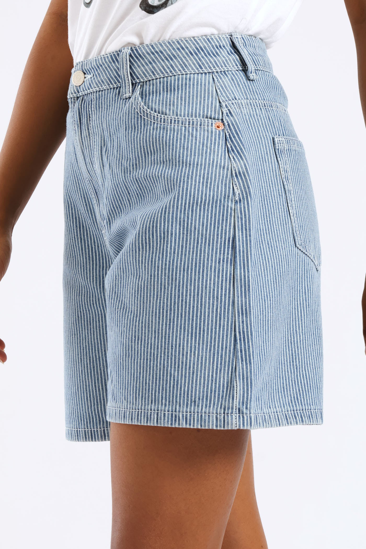 Pinstripe Denim Mid Thigh Short - Mid Wash - Image 3