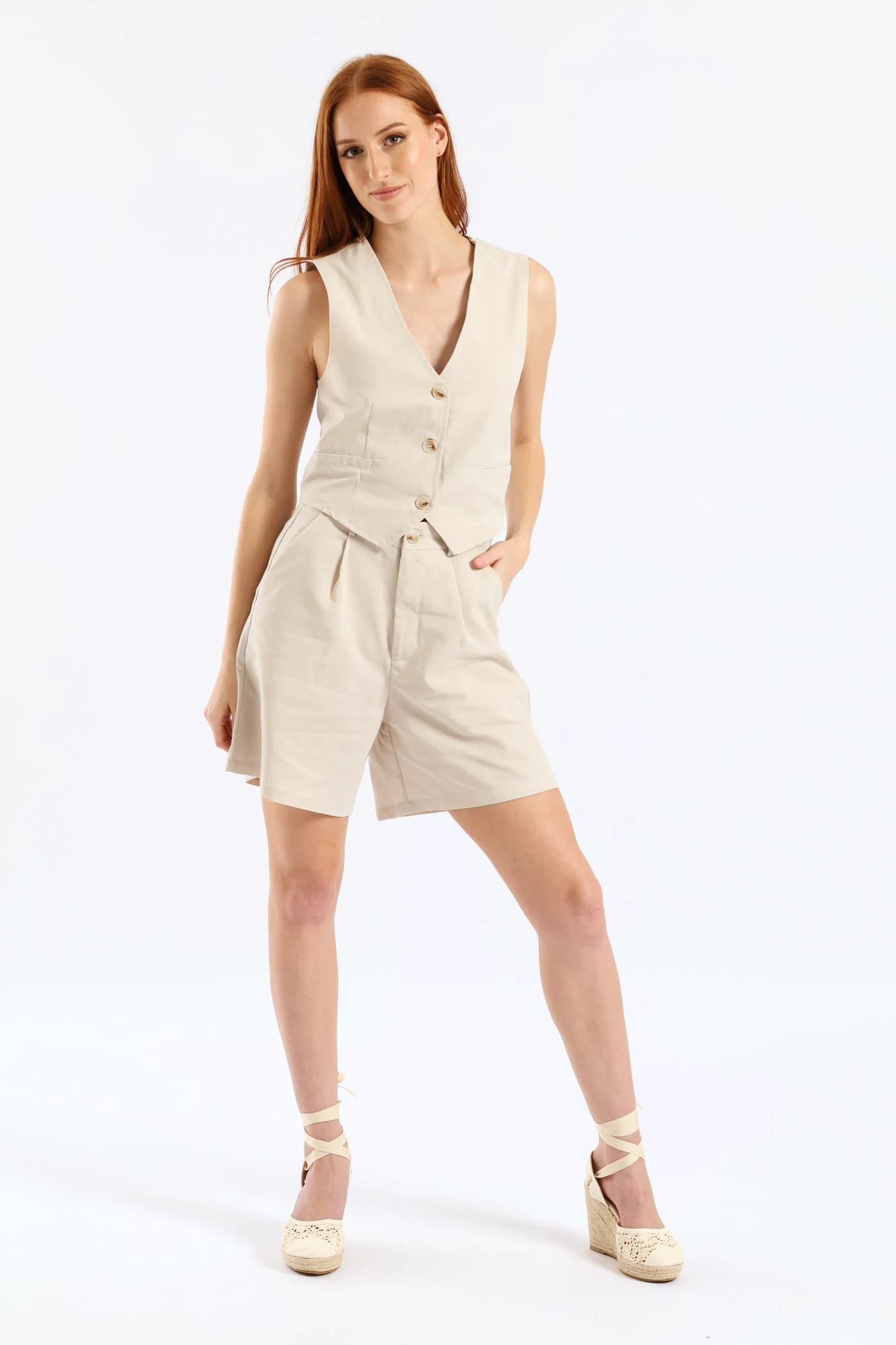 Pintuck Tailored Linen Mid Thigh Shorts - Oatmeal Melange - Image 2