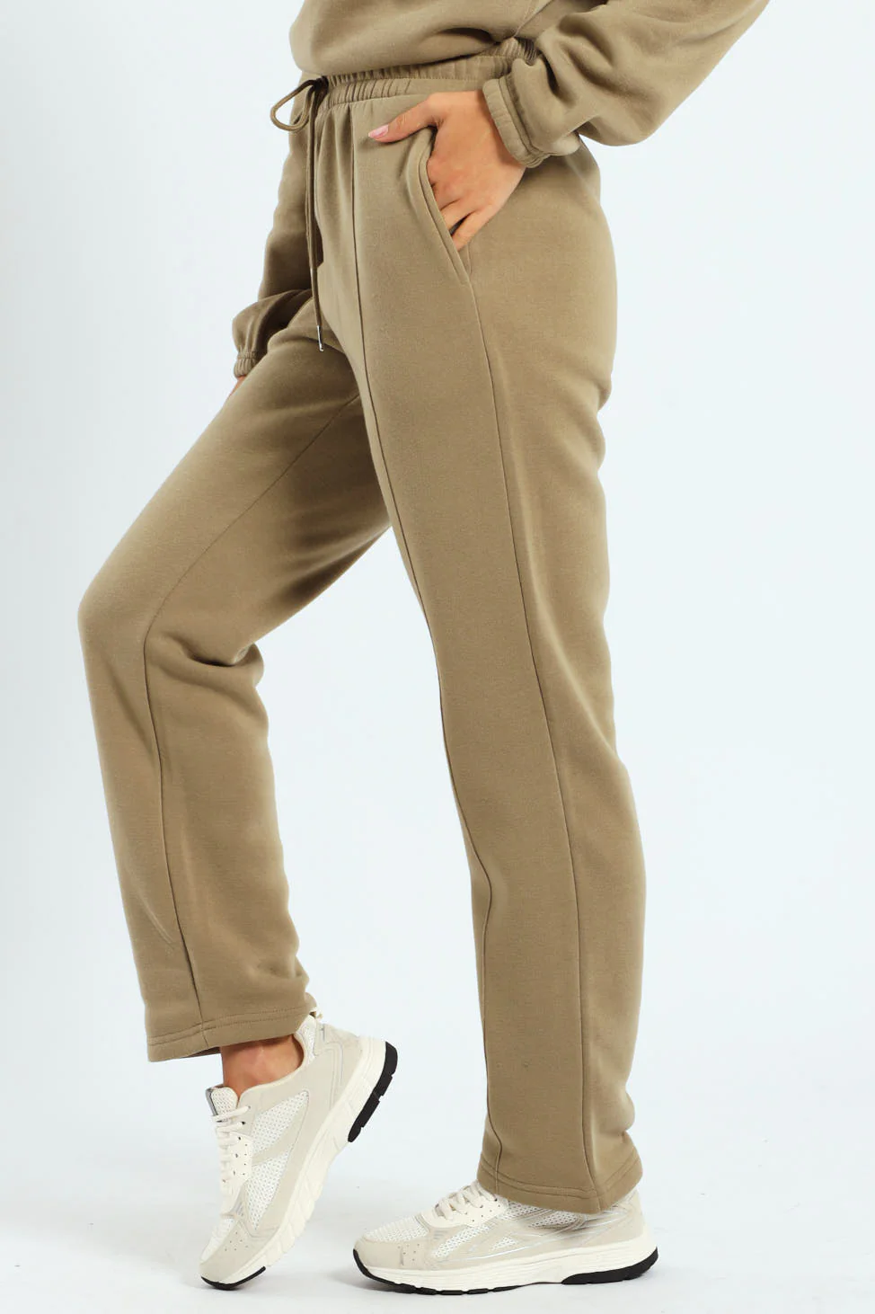Pintuck Wideleg Jogger - Meadow Green - Image 3