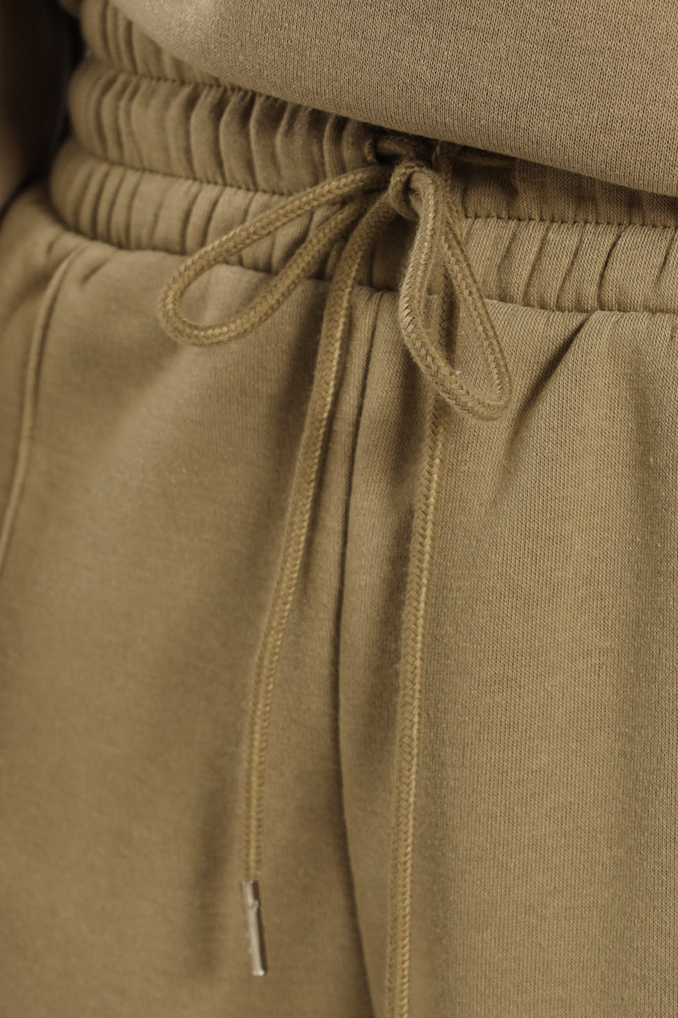 Pintuck Wideleg Jogger - Meadow Green - Image 6