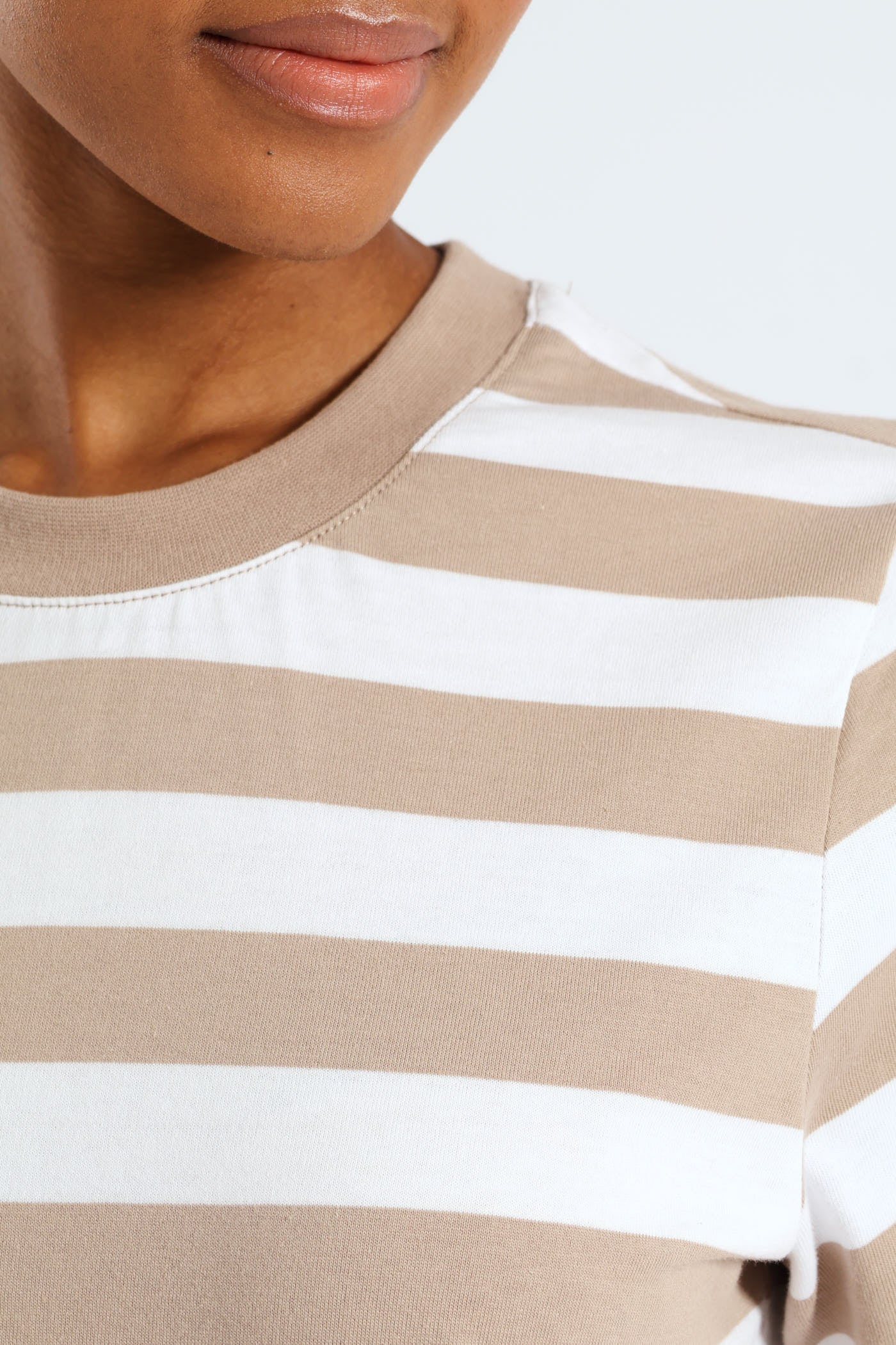 Plain Rib Neck Bold Stripe Boxy Tee - White/Mocha - Image 4