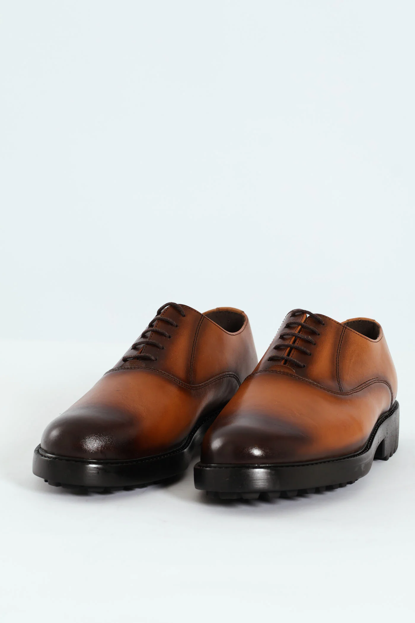 Plaine Toe Oxford Shoe - Tan - Image 3