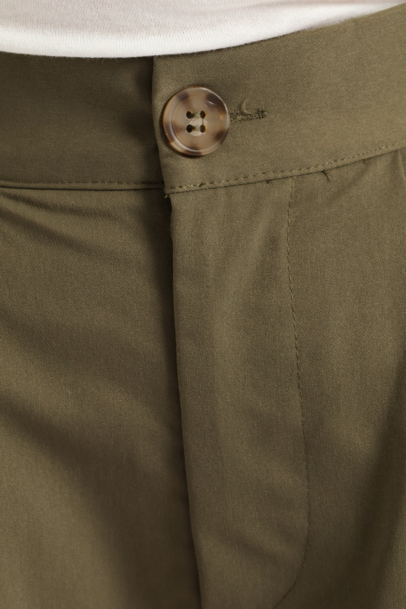Pleat Front Utility Pocket Mid Thigh Shorts - Light Fatigue - Image 5