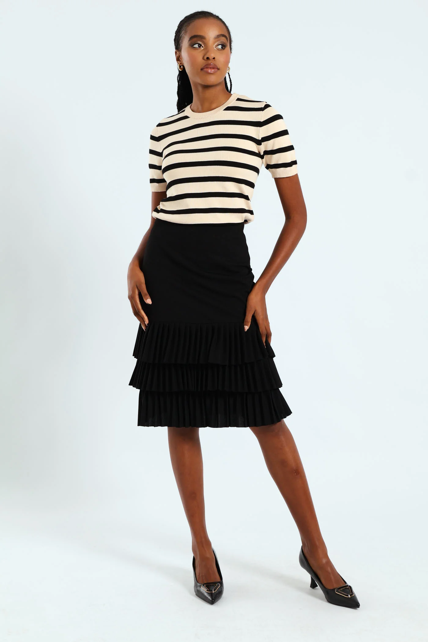Pleated Hem Pencil Skirt - Black - Image 10