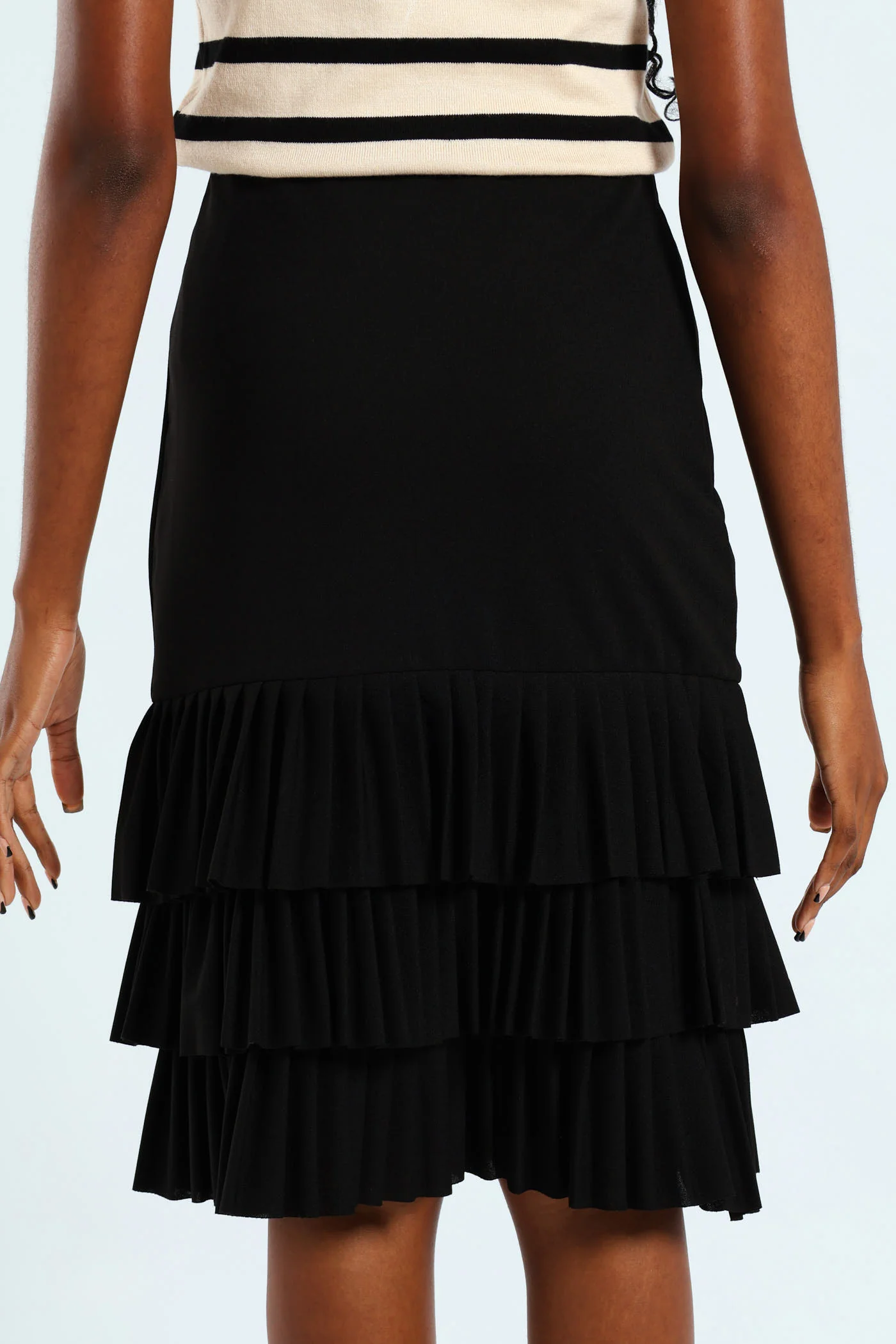 Pleated Hem Pencil Skirt - Black - Image 7