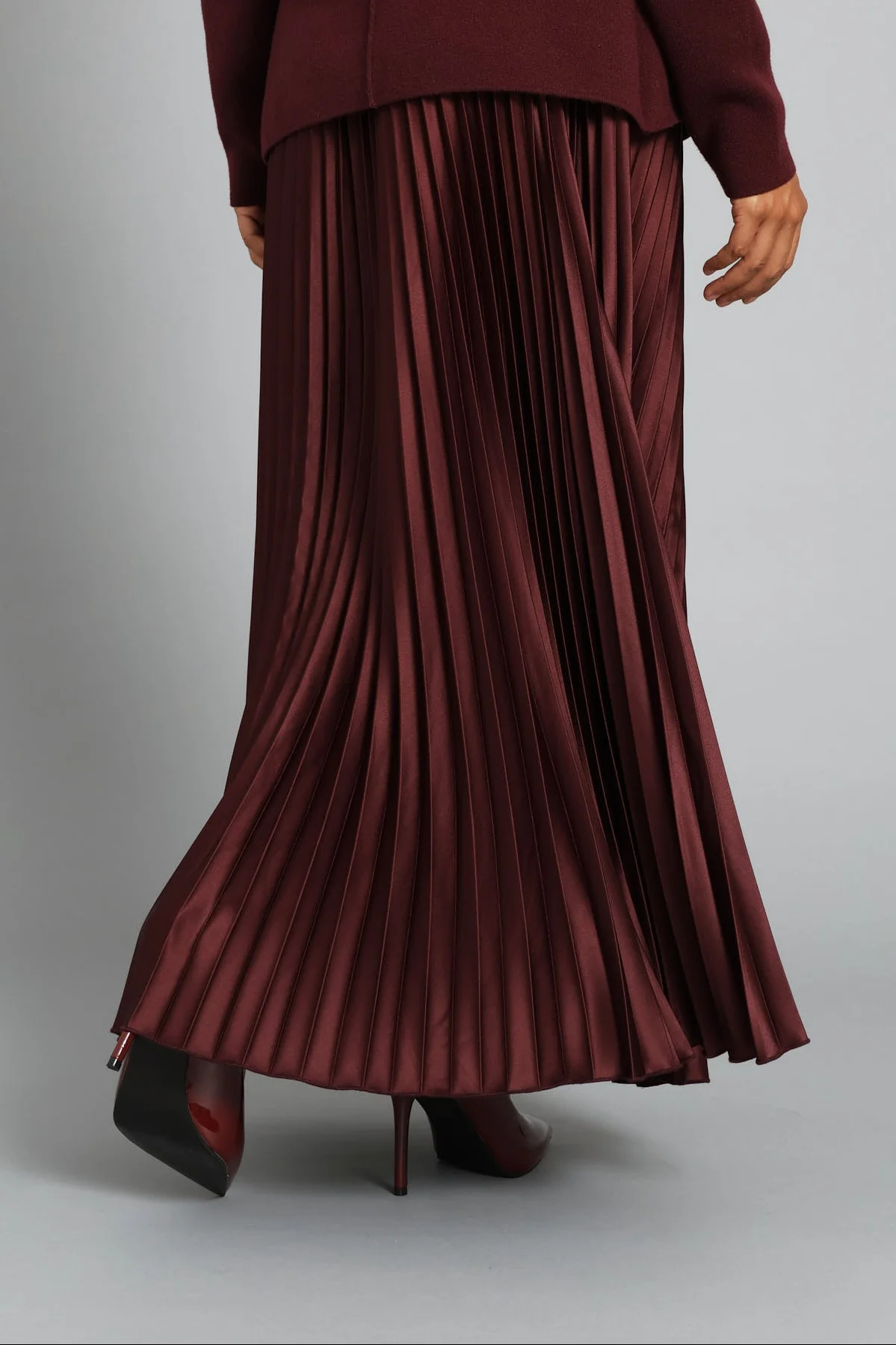 Pleated Satin Maxi Skirt  - Burgundy - Image 5