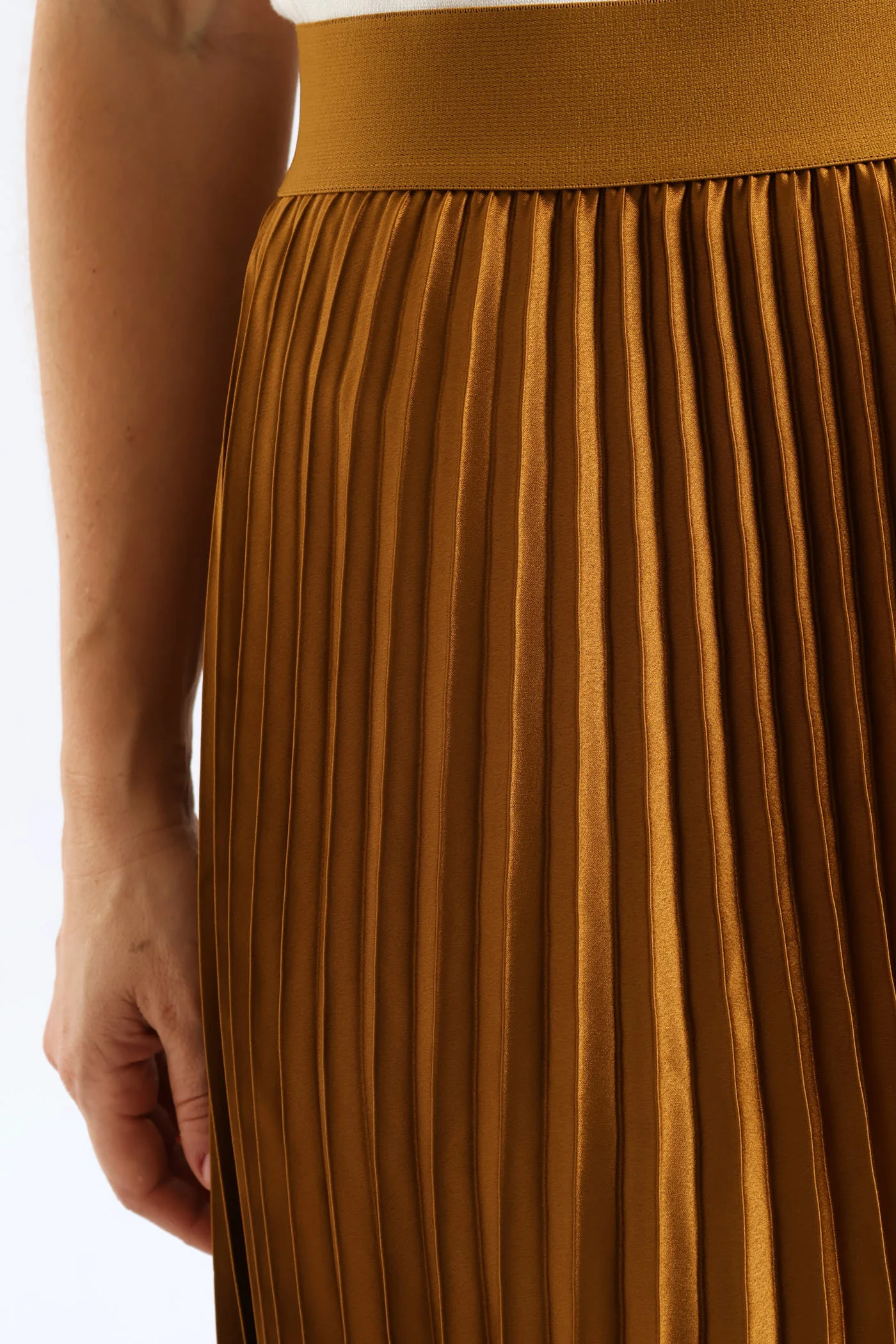 Pleated Satin Maxi Skirt - Burnt Olive - Image 3