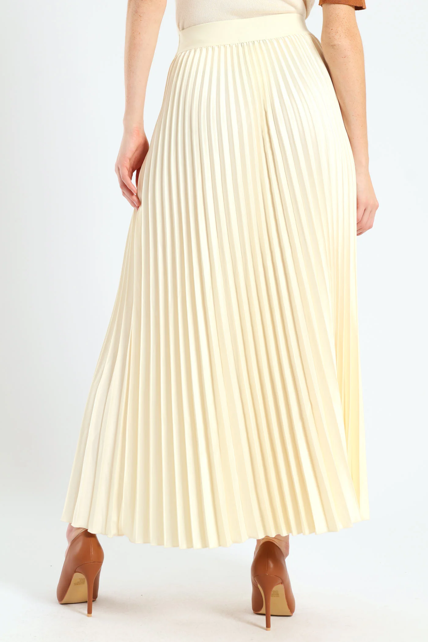 Pleated Satin Maxi Skirt - Cream - Image 3