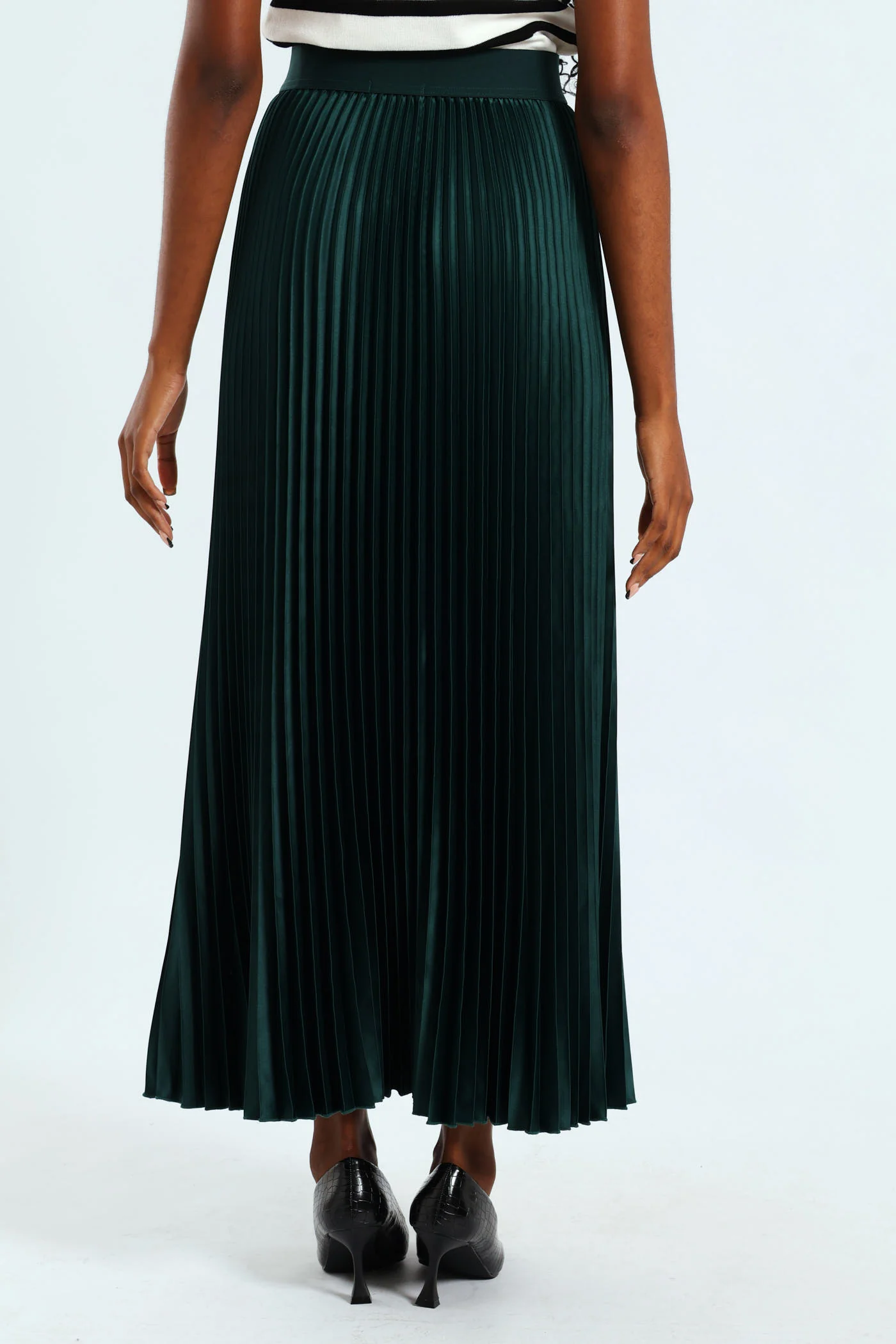 Pleated Satin Maxi Skirt - Emerald - Image 3