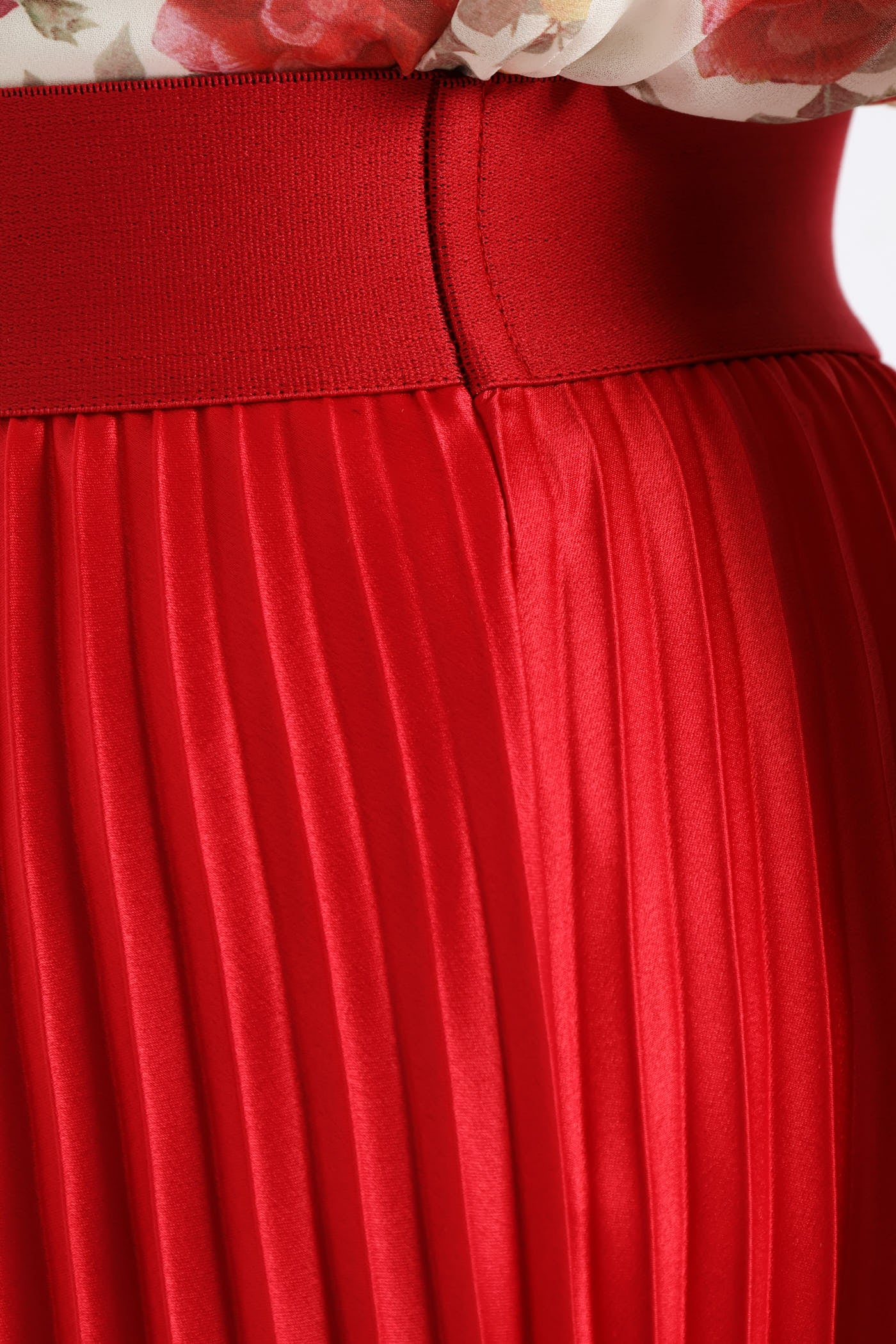 Pleated Satin Maxi Skirt - Red - Image 5