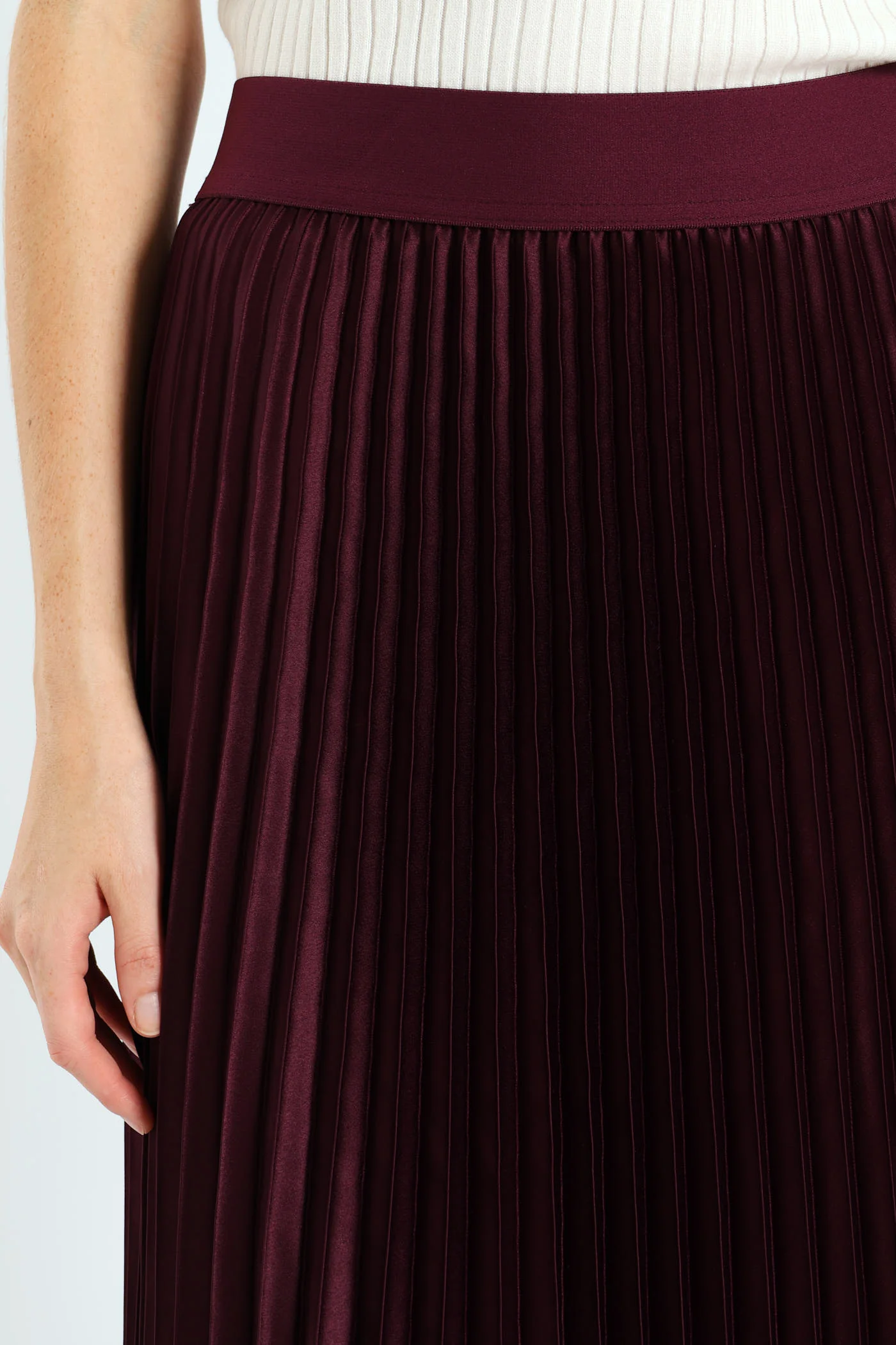 Pleated Satin Maxi Skirt - Purple - Image 3