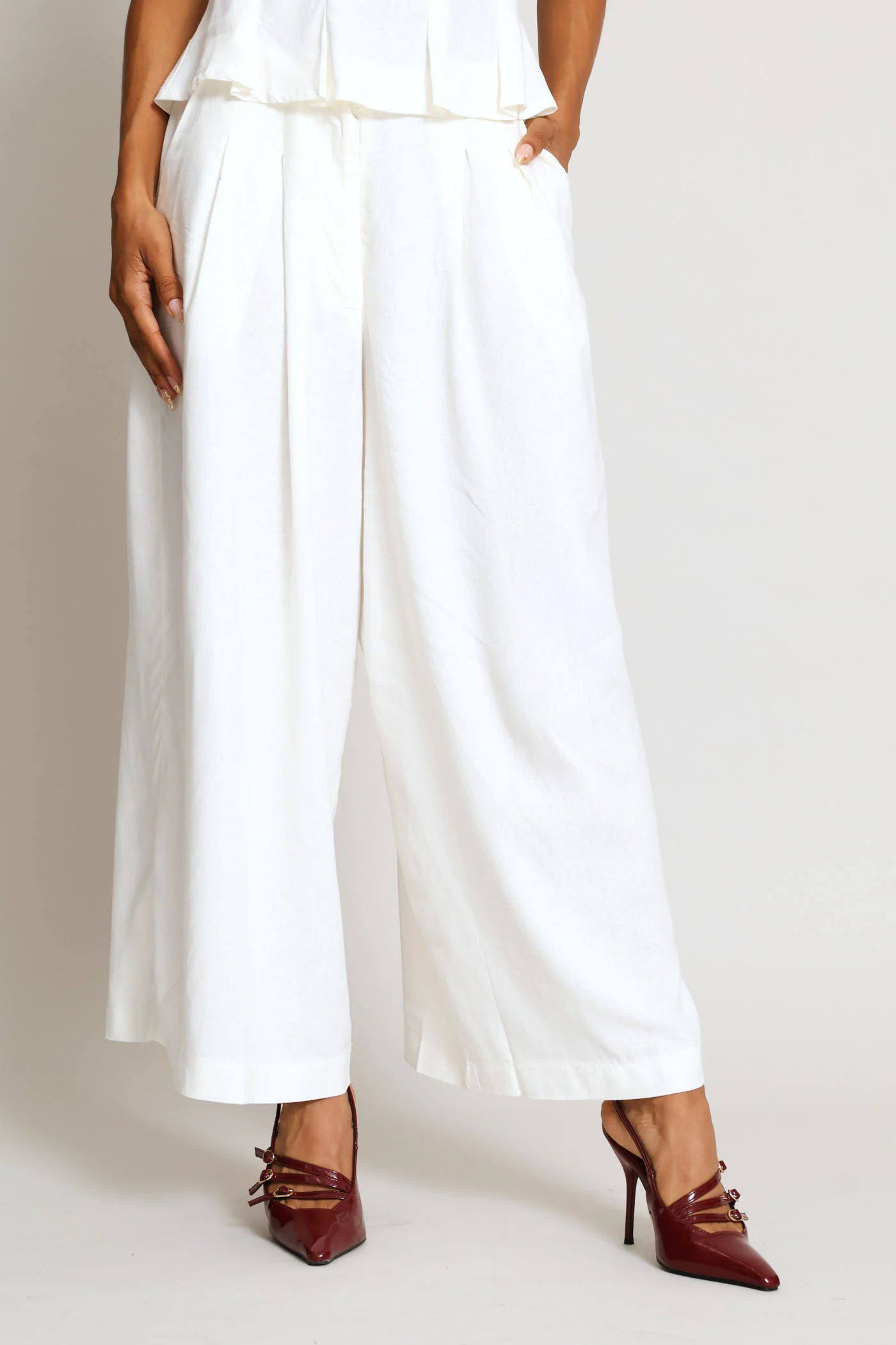 Pleated Wideleg Culotte Pant - Milk - Image 5