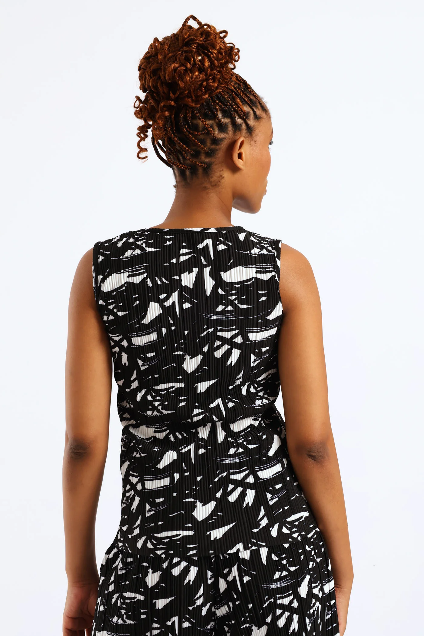 Plisse 2-Tone Brush Stroke Tank - Black/White - Image 3