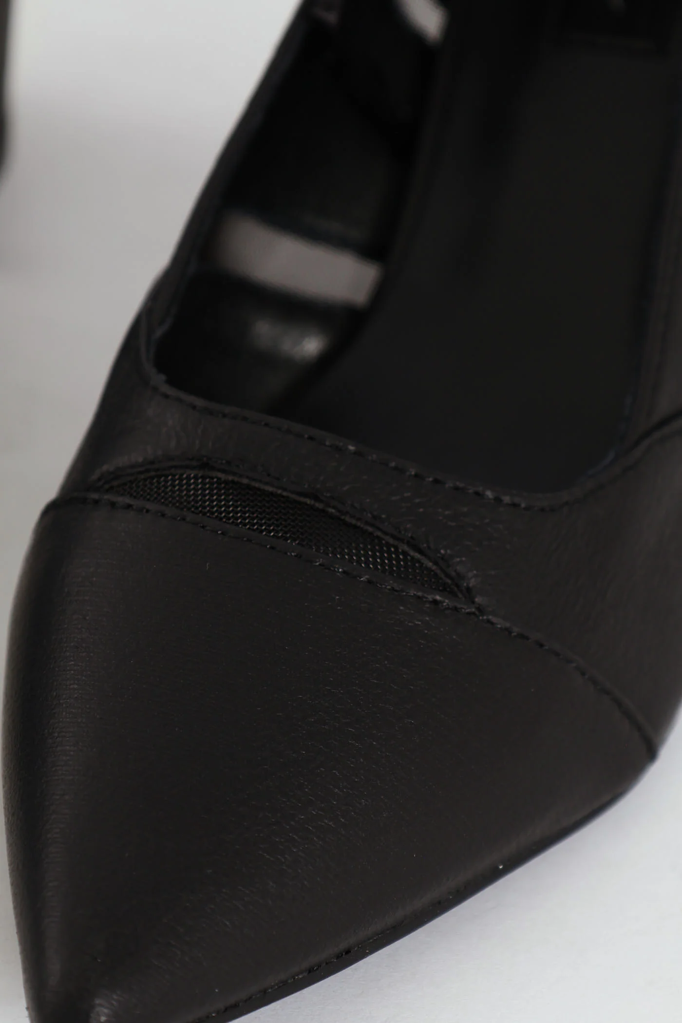 Pointy Mesh Insert Court Heel - Black - Image 5