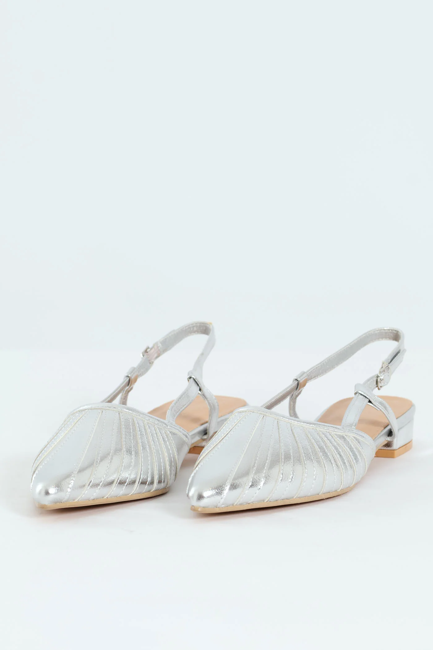 Pointy Webbed Mesh Slingback Heel - Silver - Image 3