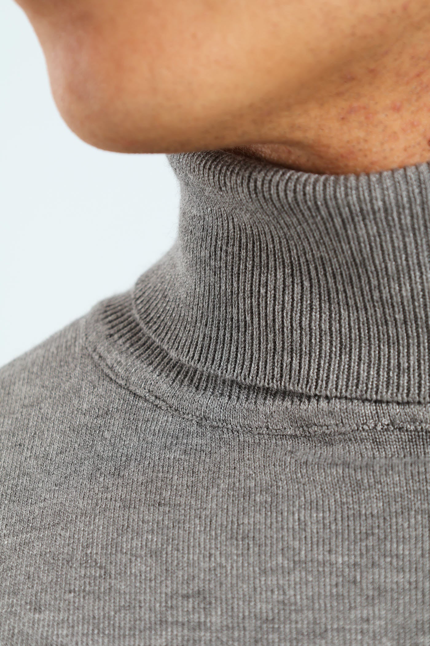 Poloneck - Grey - Image 2