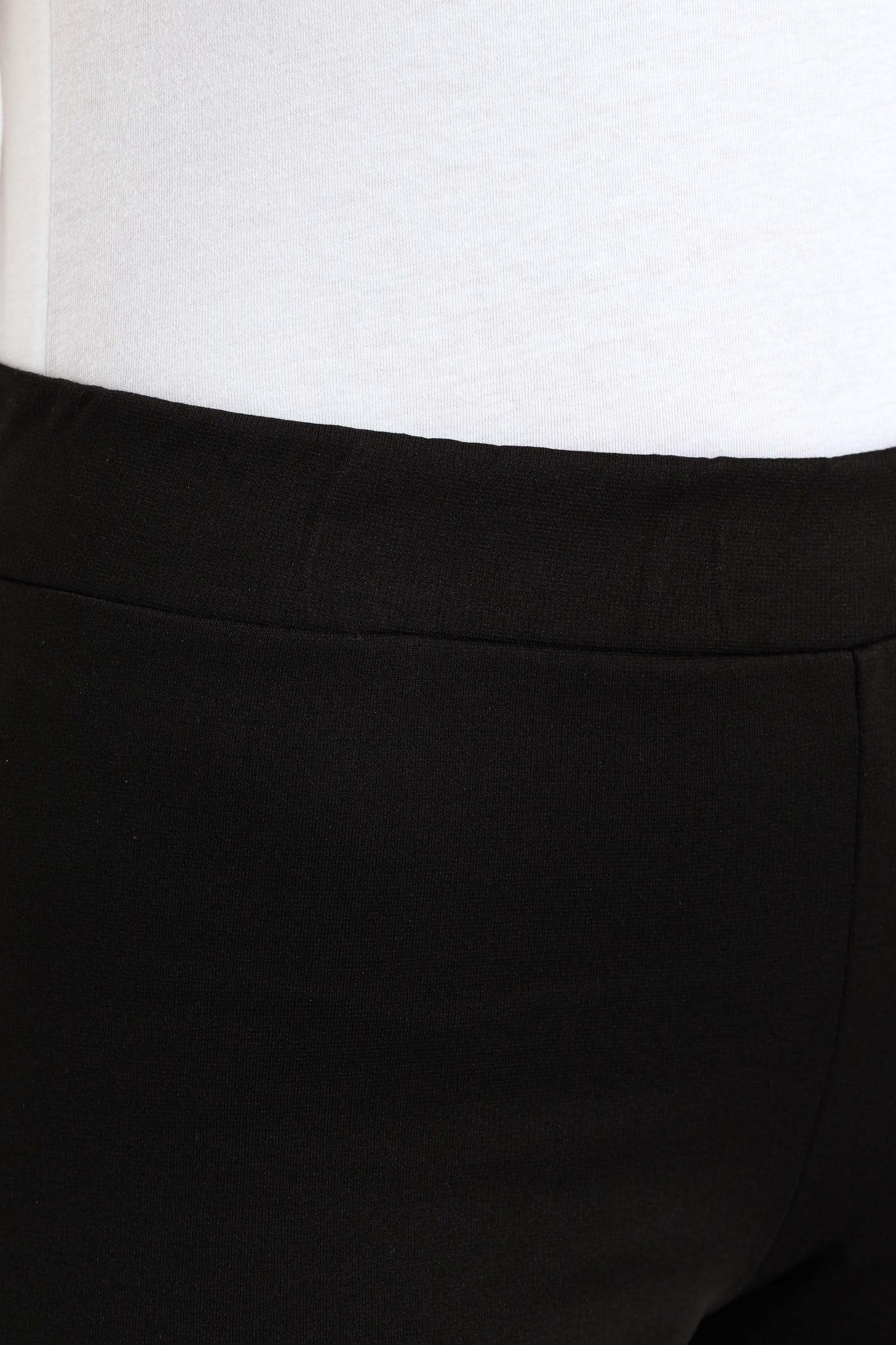 Ponte Fitted Skinny Pant - Black - Image 4