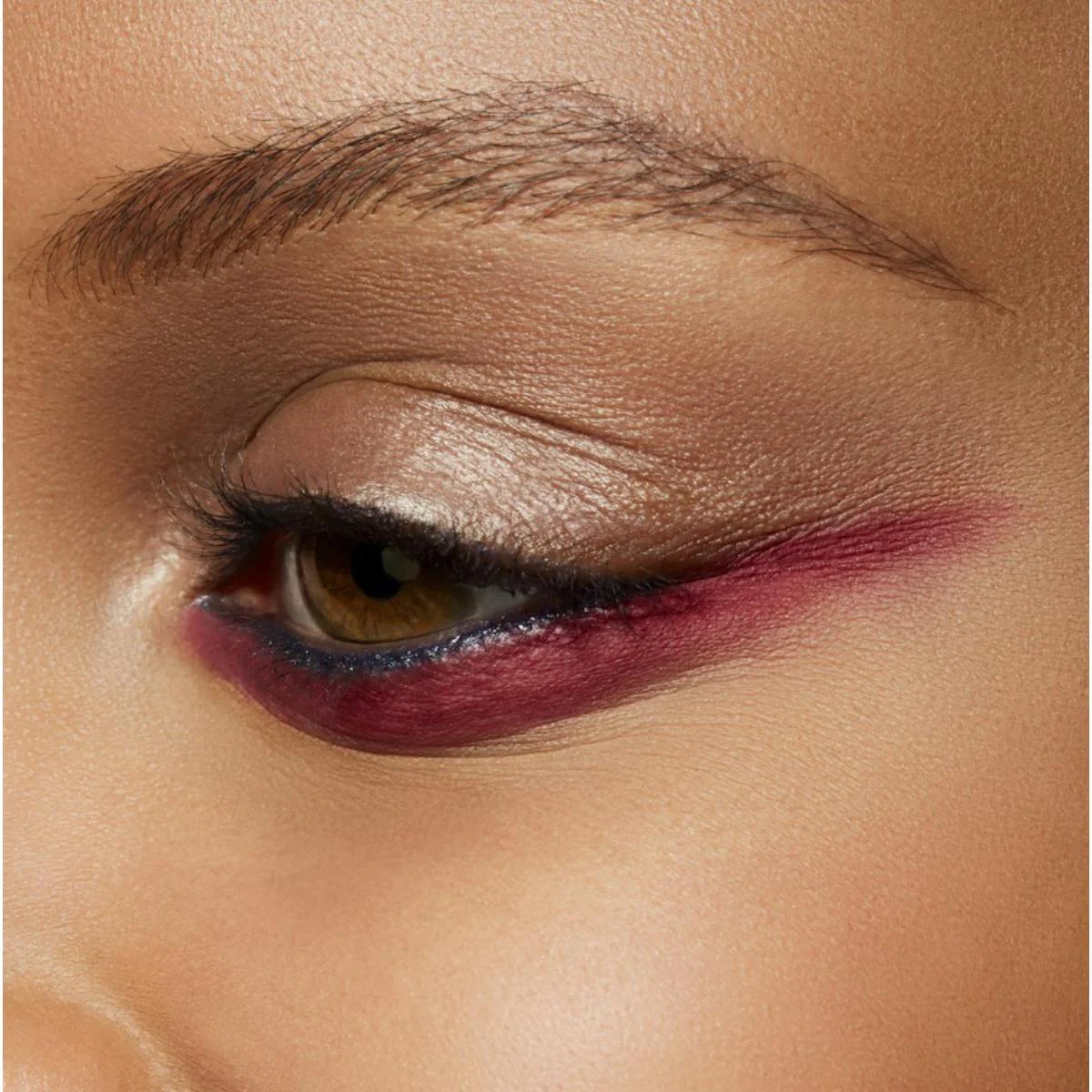 Powder Kiss Soft Matt Eye Shadow - Image 4