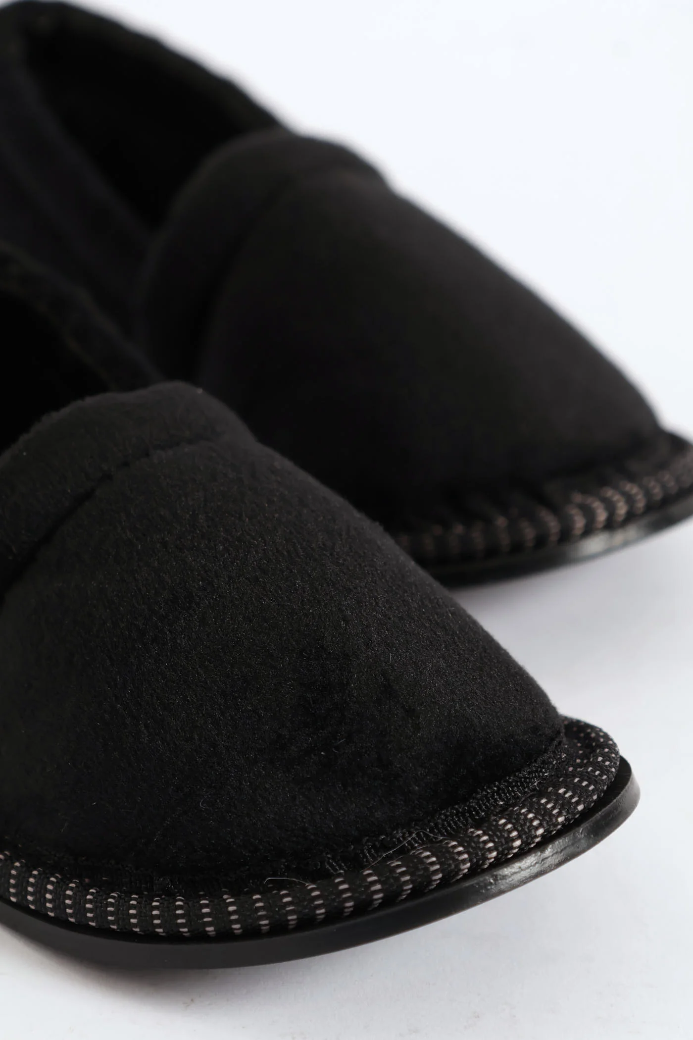 Pre-Boys Basic Slipper - Black - Image 2