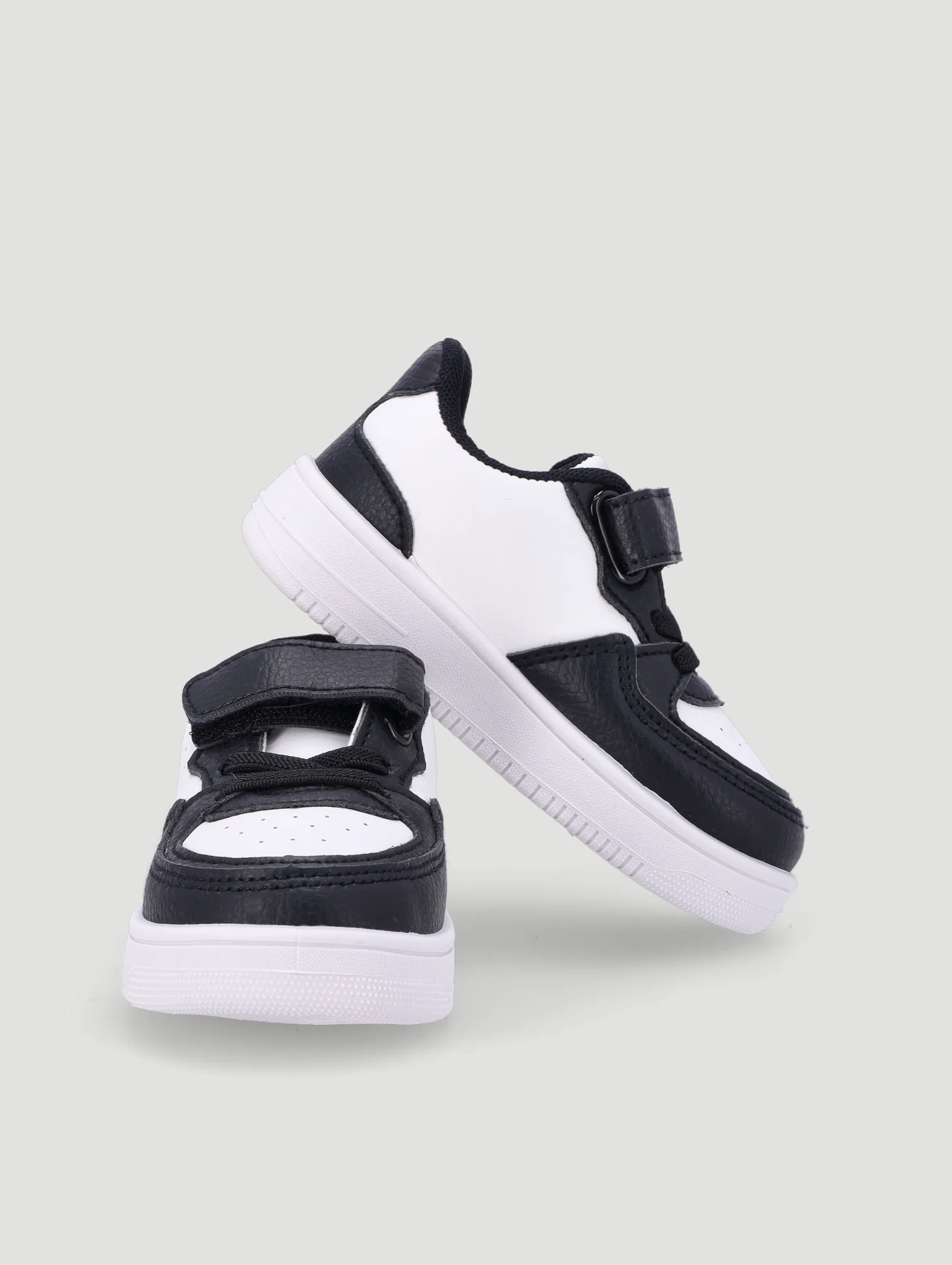 Pre-Boys Court Sneaker - White/Black - Image 3