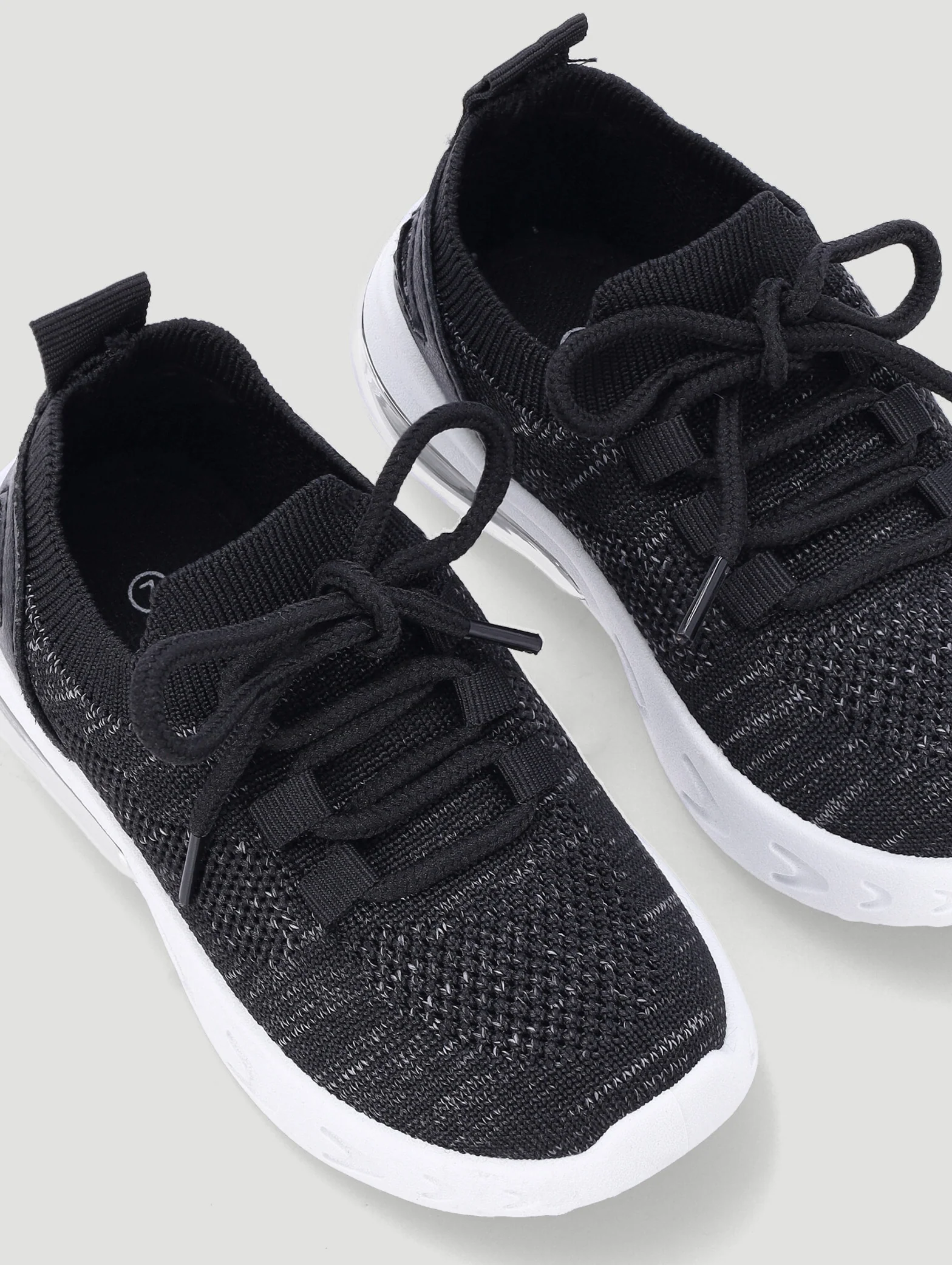 Pre-Boys Knit Trainer - Image 3