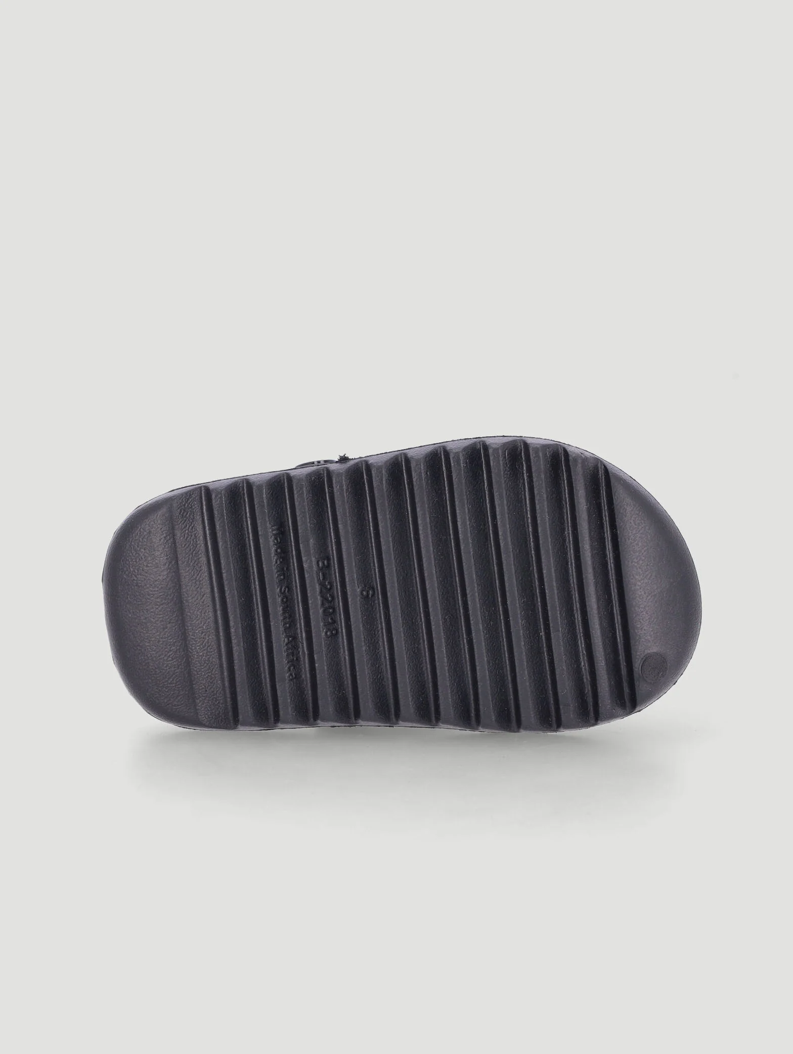 Pre-Boys Molded Basketball Slide - Black - Image 6