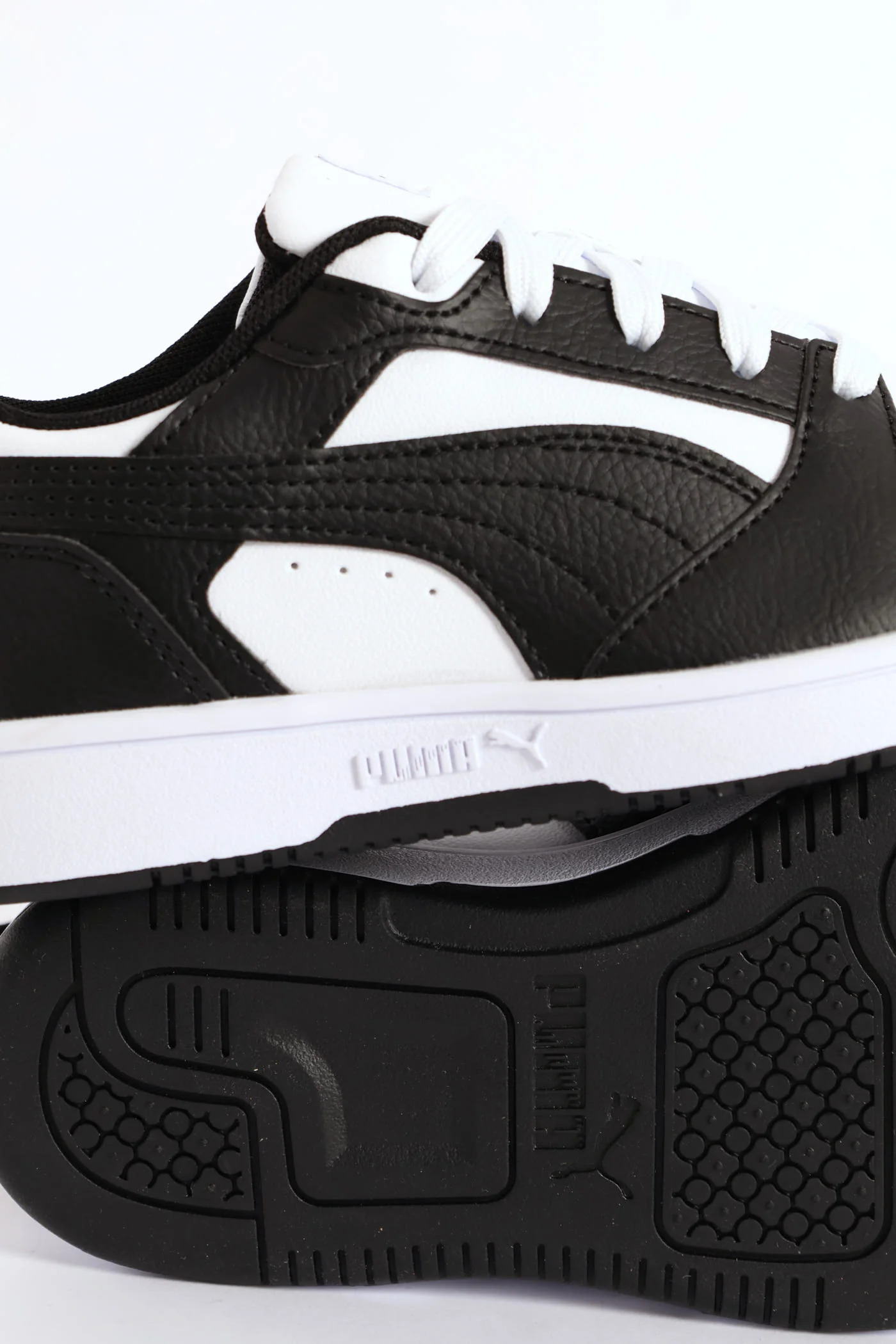 Pre-Boys Rebound V6 Lo Sneaker - Black/White - Image 6