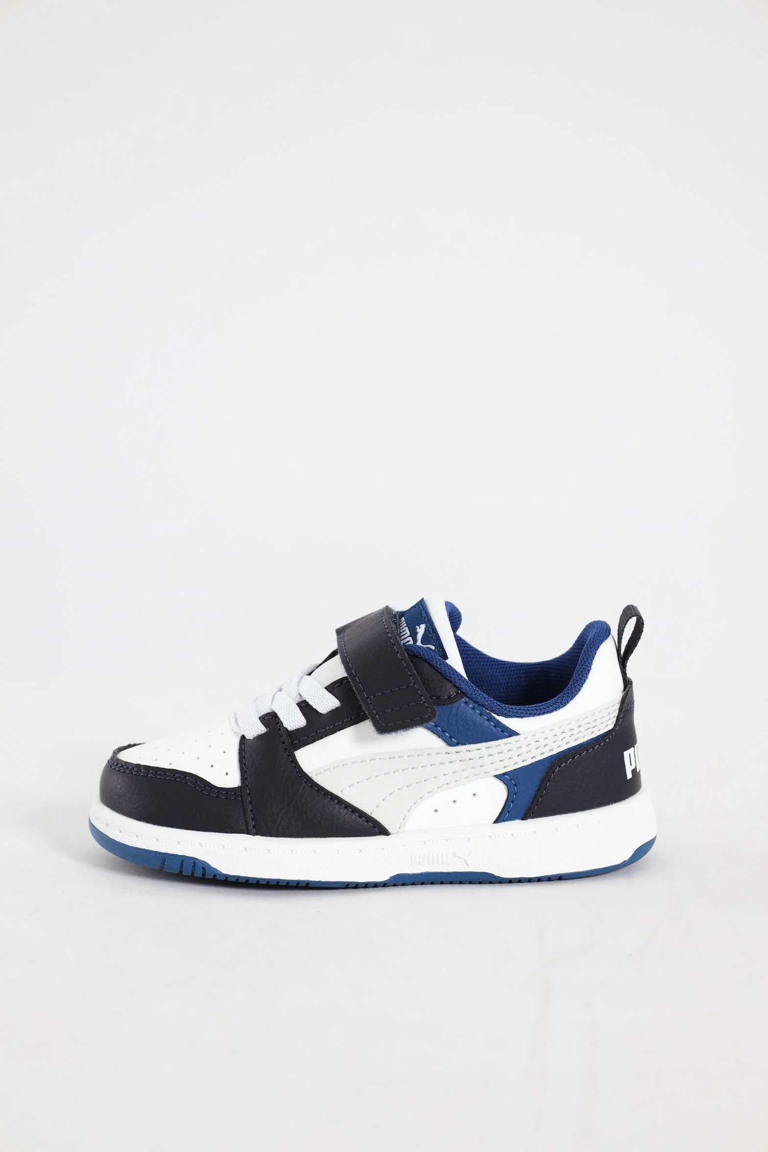 Pre-Boys Rebound V6 Lo Sneaker - White/Black - Image 3