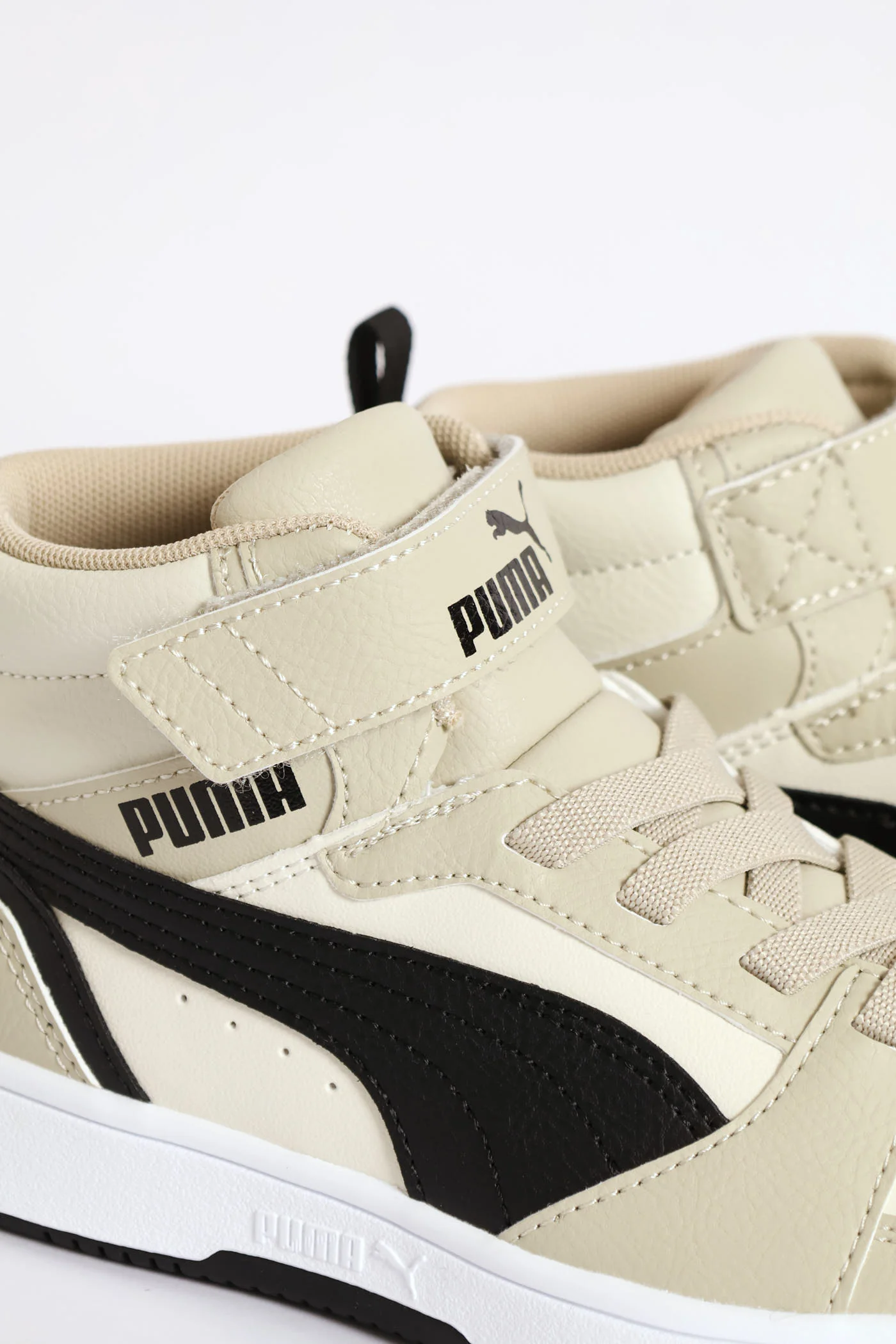 Pre-Boys Rebound V6 Mid Ac+ Sneaker - Black/Beige - Image 2