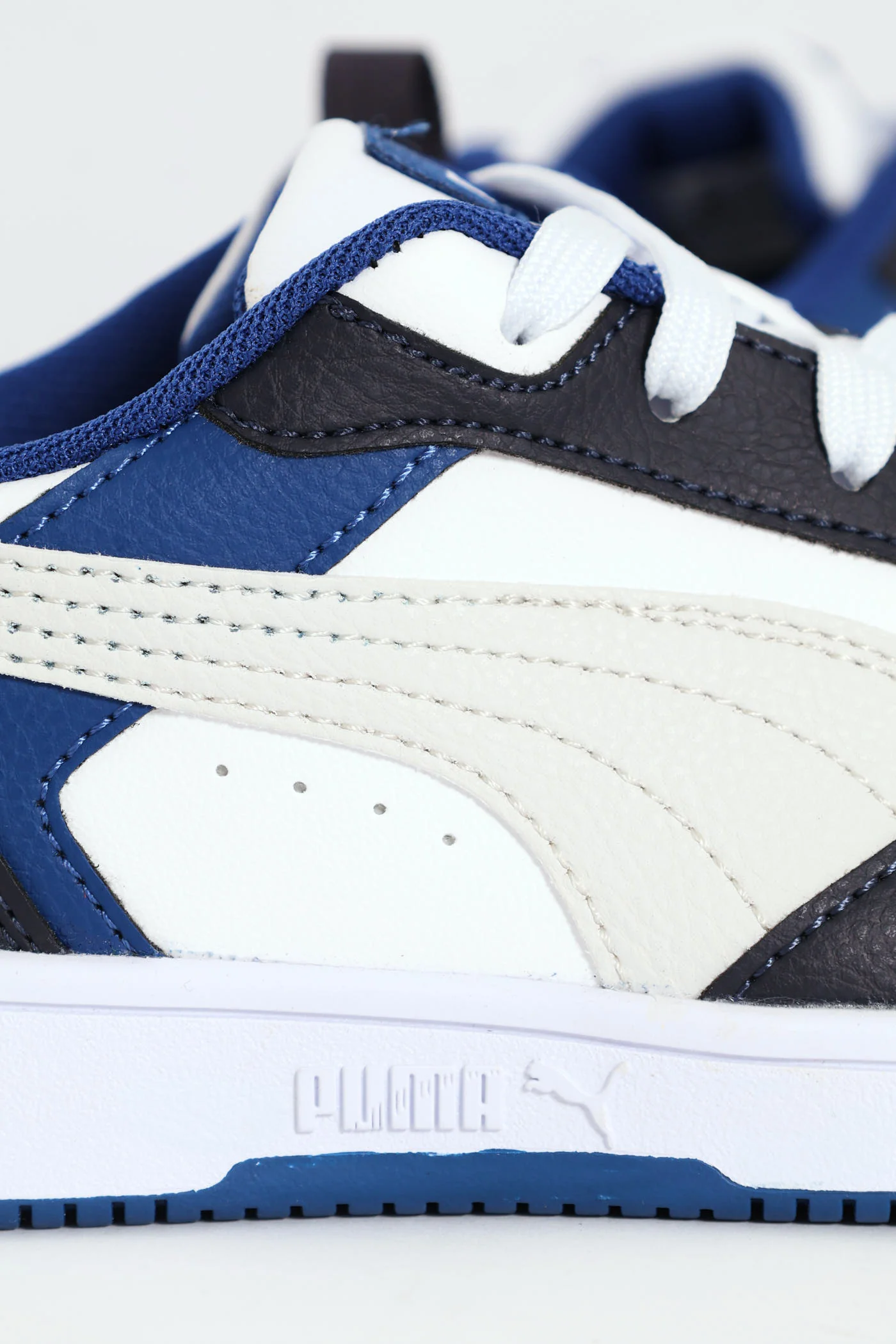 Pre-Boys Rebound V6 Sneaker - White - Image 6