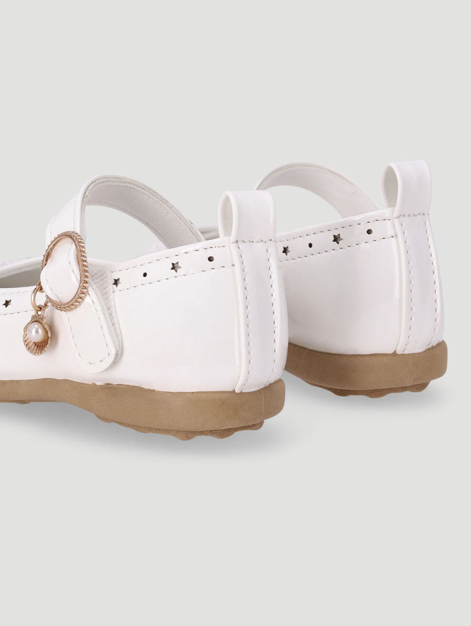 Pre-Girls Charm Comfort Pump - White - Image 2