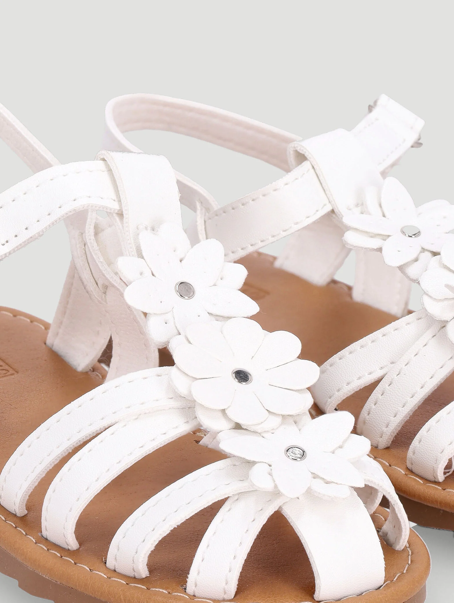 Pre-Girls Flower Caged Sandal - White - Image 6